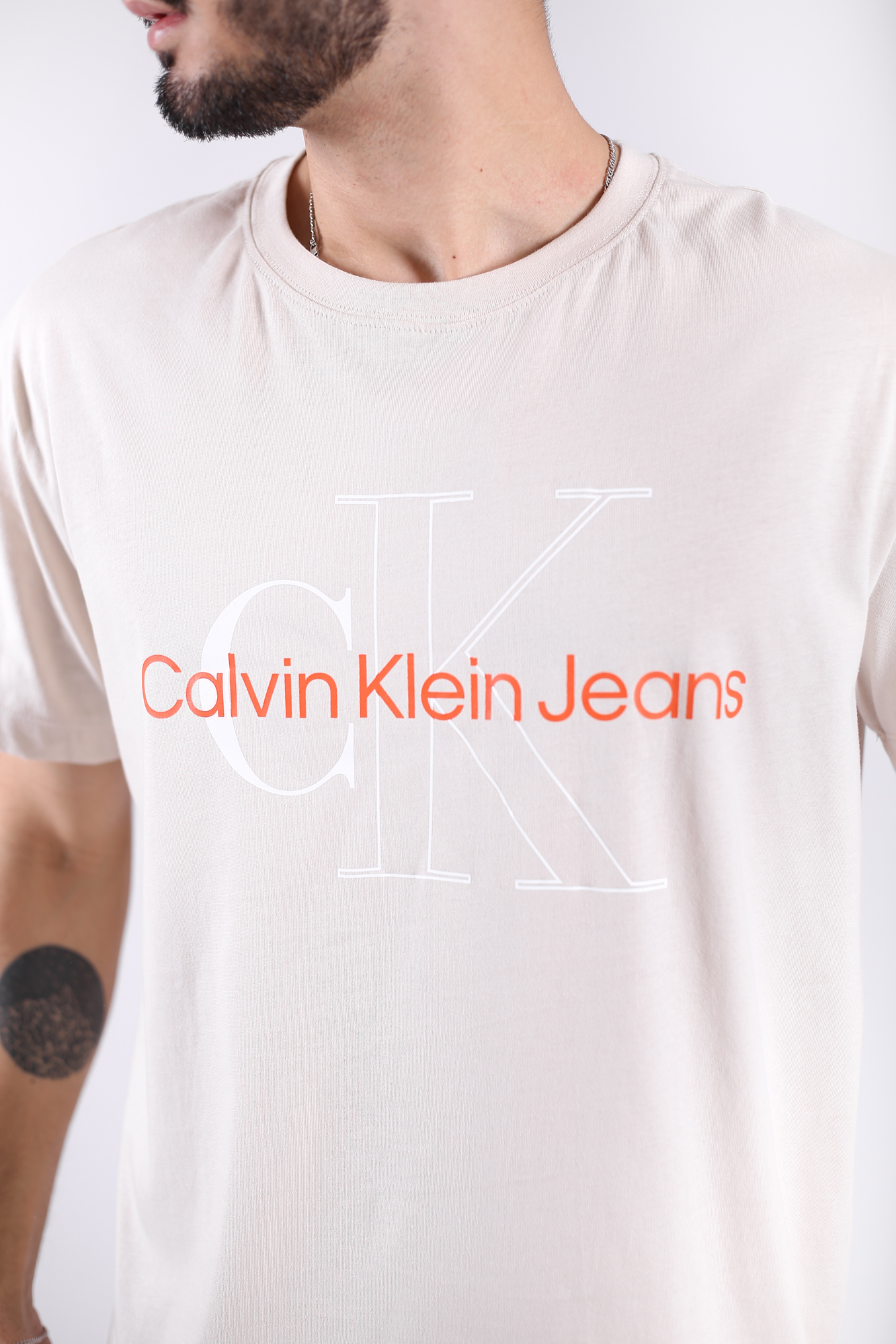 J30J320743 Футболка Calvin Klein Jeans Бежевый