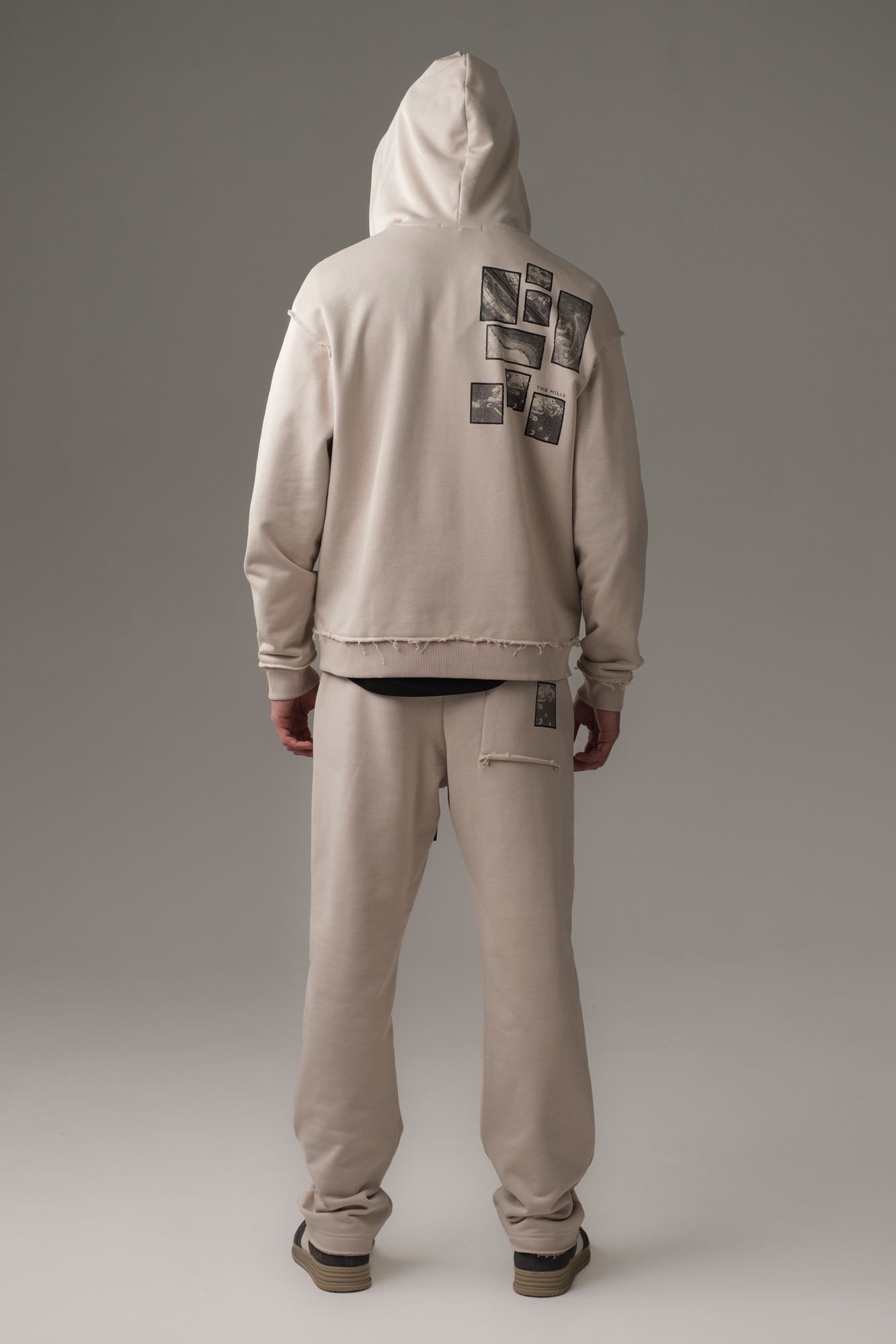 M-251-P-20-0062 Тректоп The Hills Бежевый