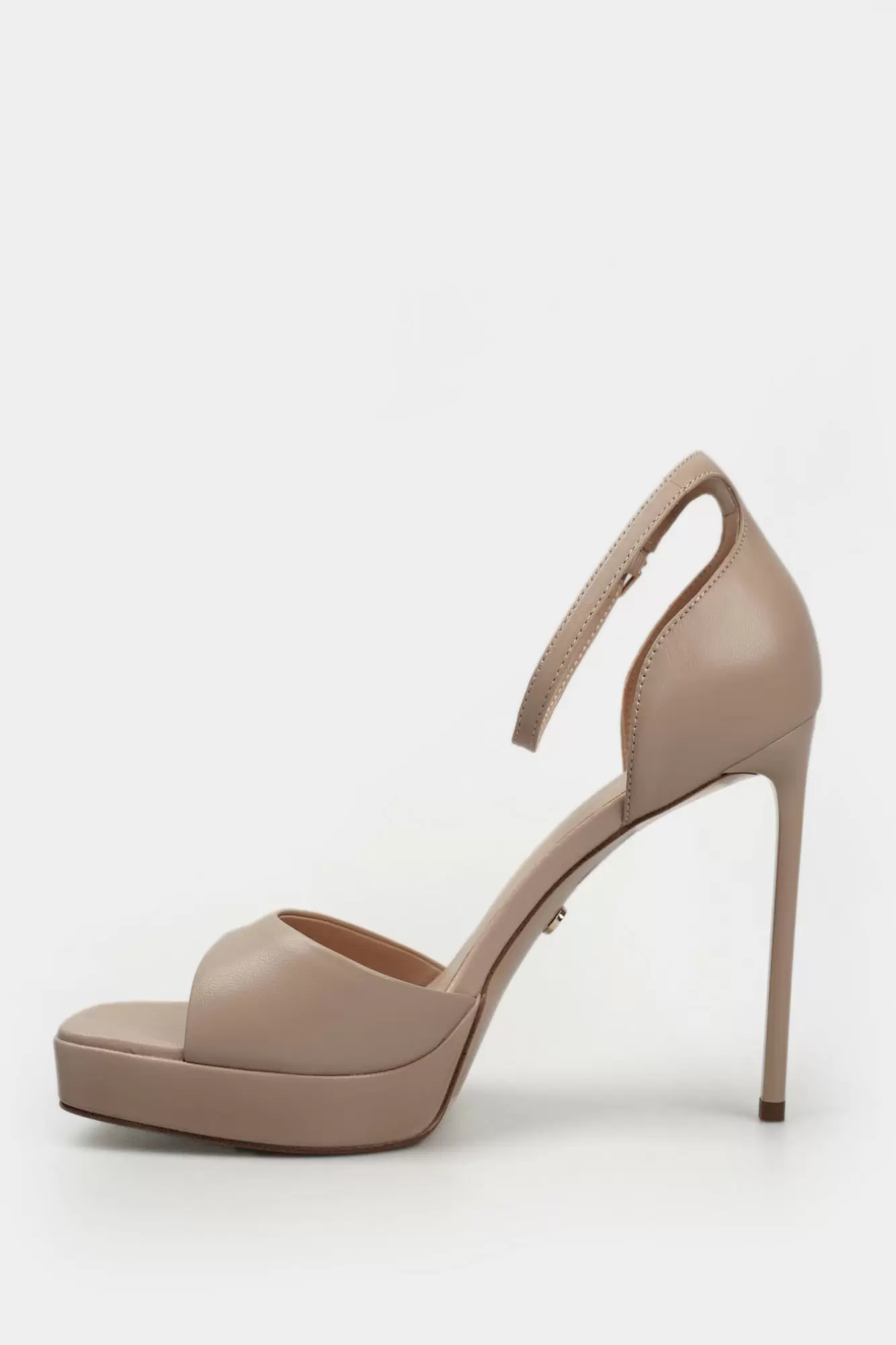 5123-322-5 Босоножки Marc Cony Бежевый