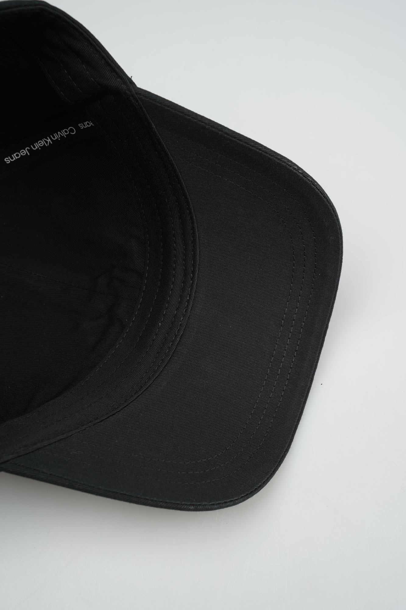 K60K612317 Кепка Calvin Klein Jeans Черный