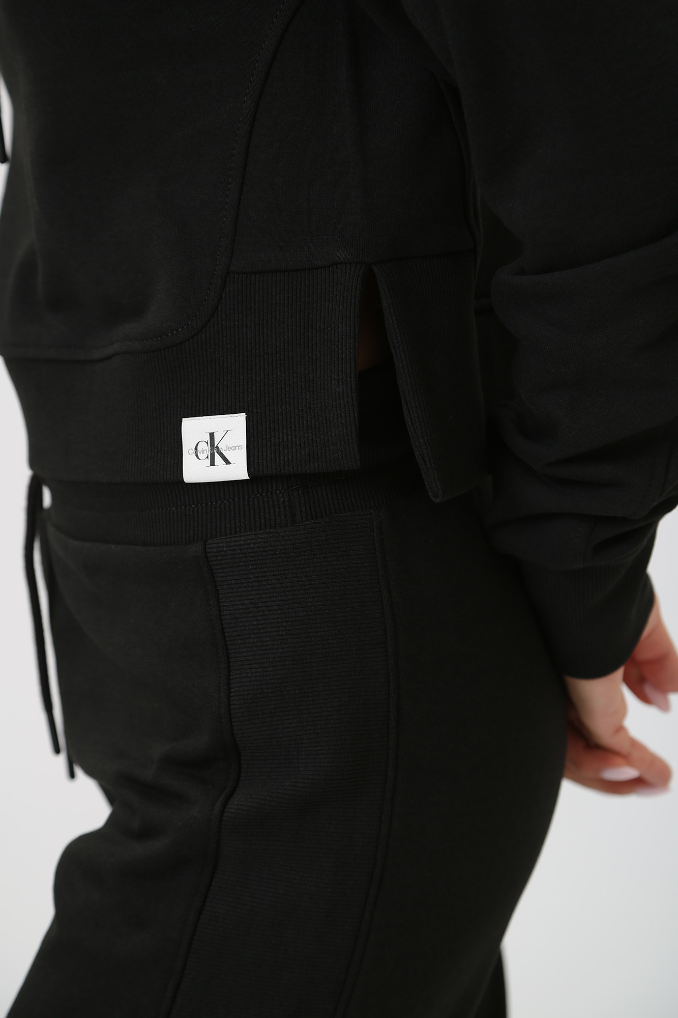 J20J221341 худи calvin klein jeans  calvin klein jeans 