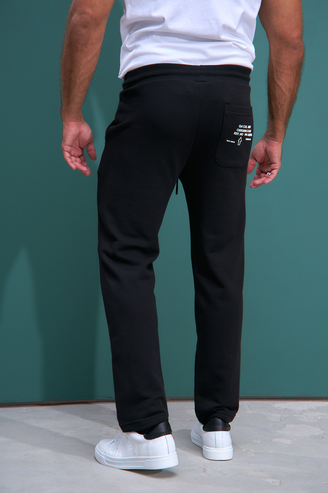 VM-232-53-122 Брюки спортивные Van Mich Черный