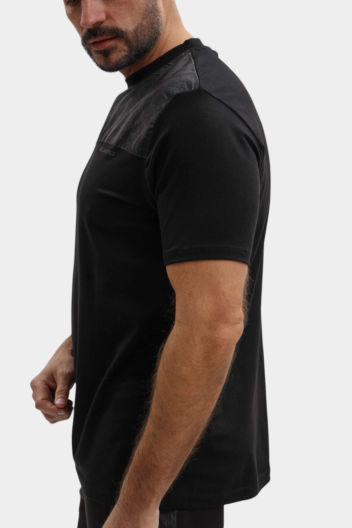 561221_755030 Футболка Karl Lagerfeld Черный