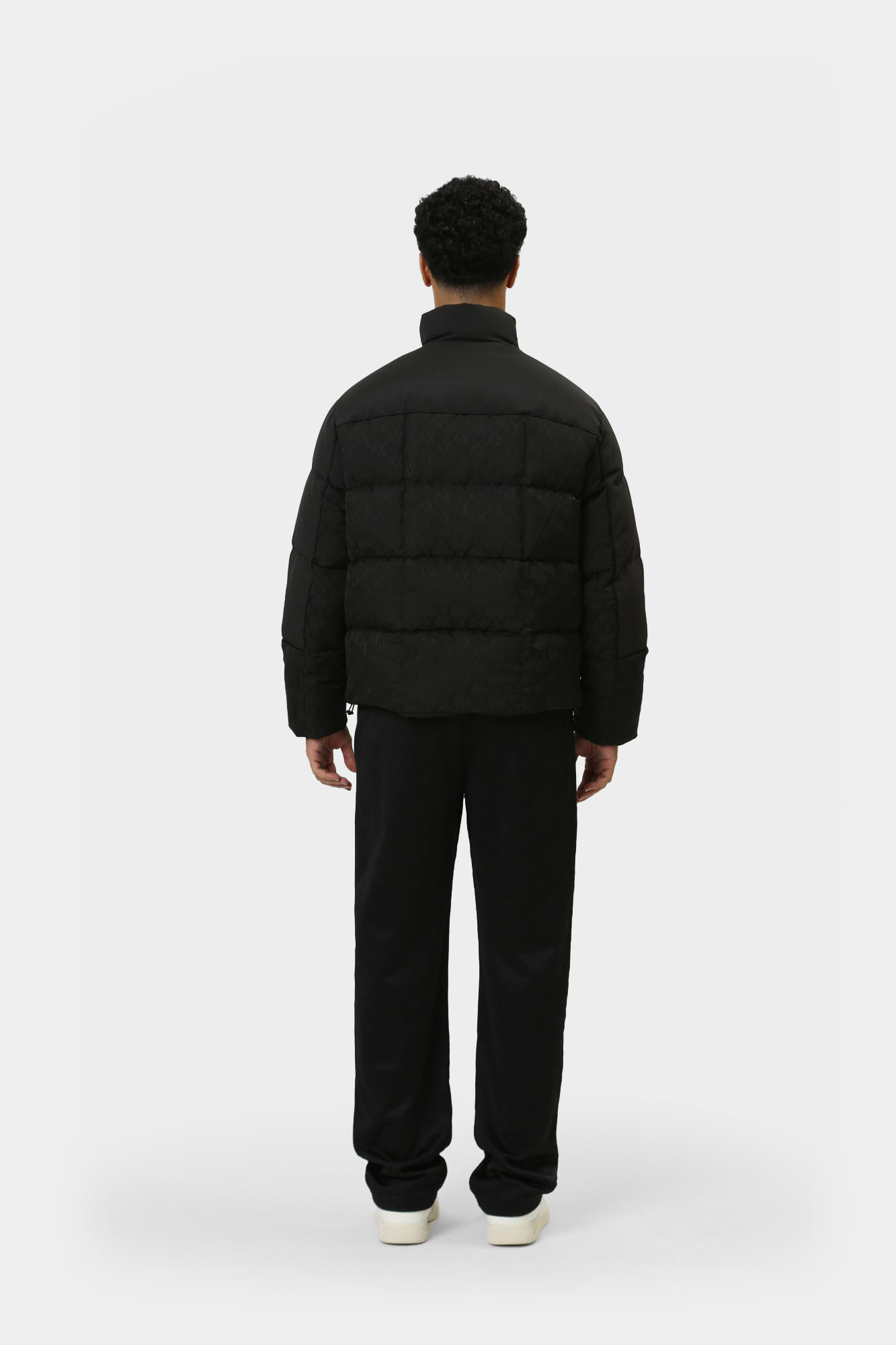 6DZBL2_ZN5GZ Куртка пуховая Armani Exchange Черный