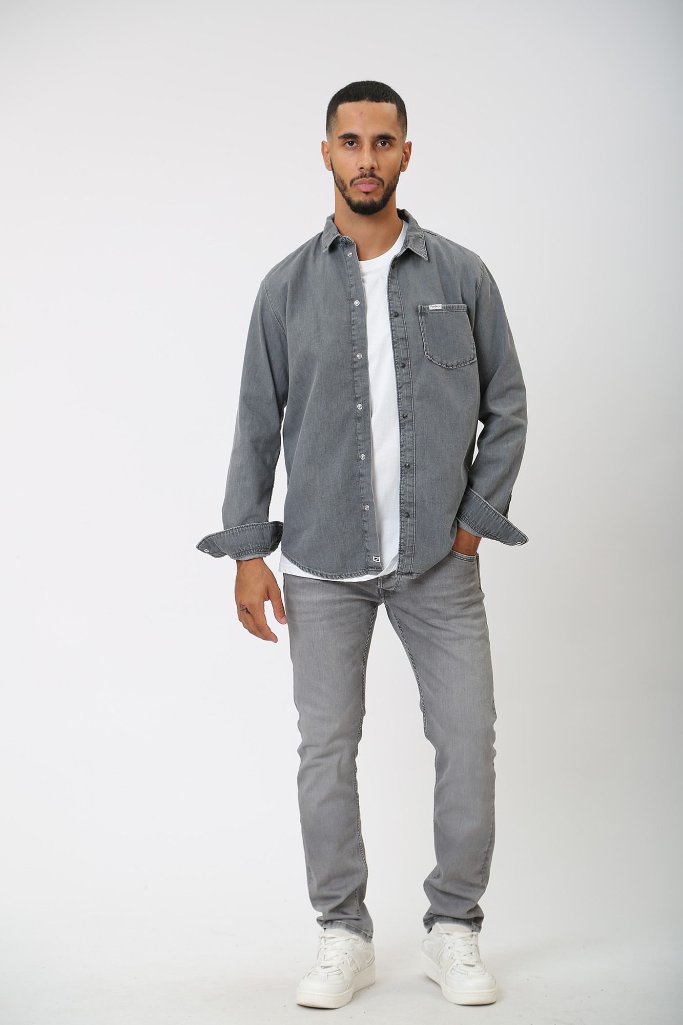 PM206325UG3 Брюки джинсовые Pepe Jeans Серый