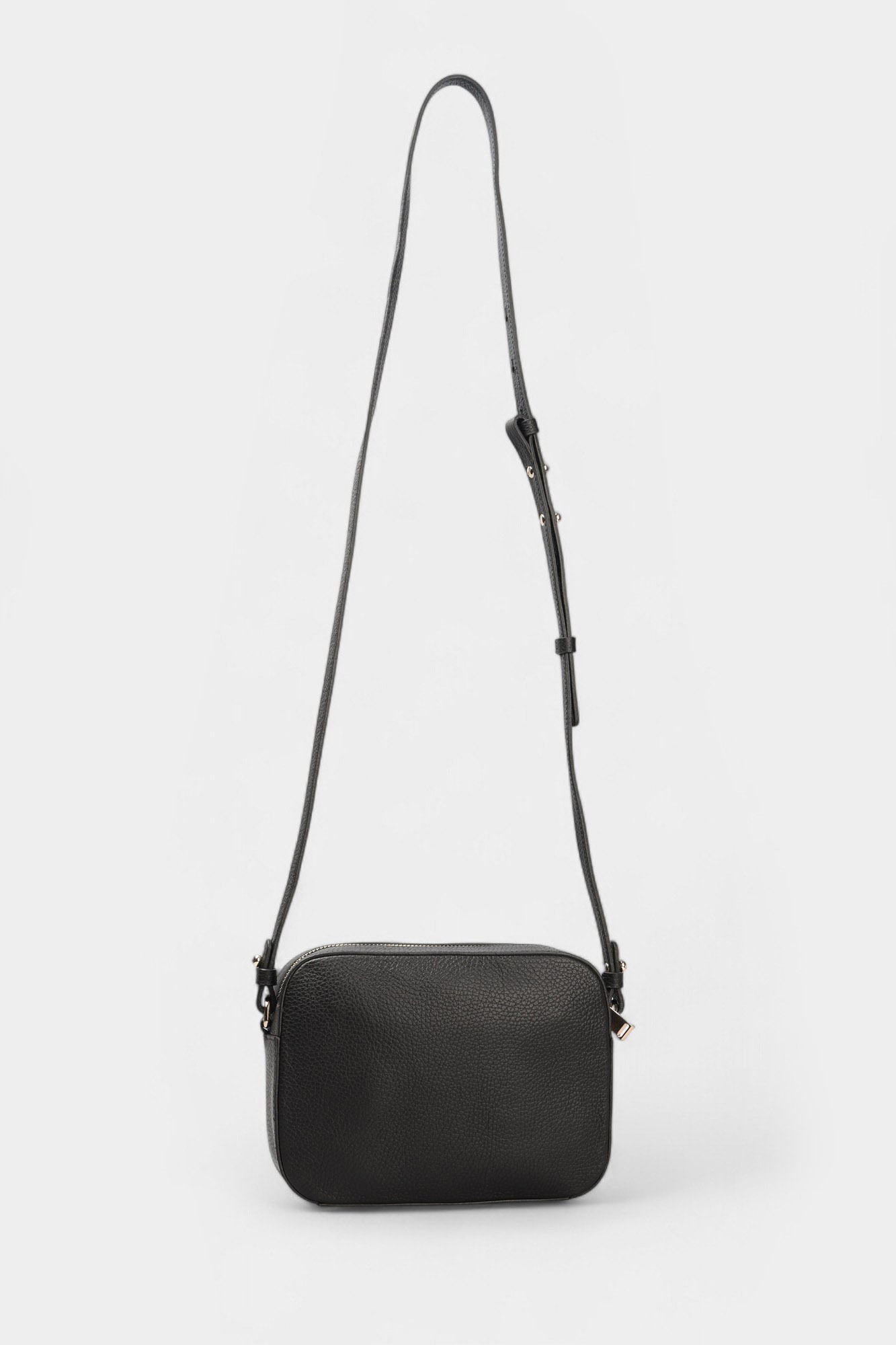 8586_120825 Сумка Marc Cony Черный