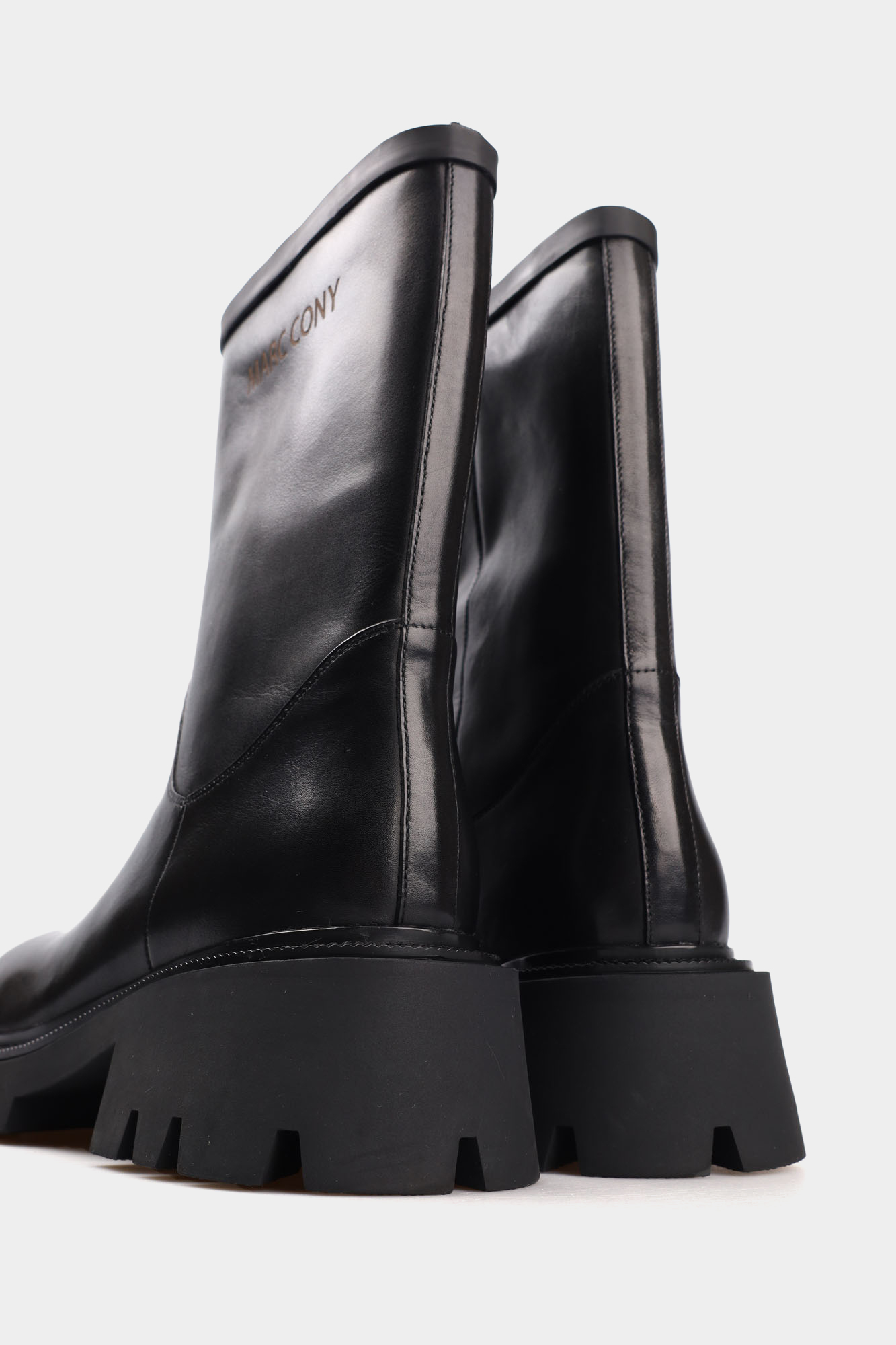 4225-903-33 Ботильоны Marc Cony Черный