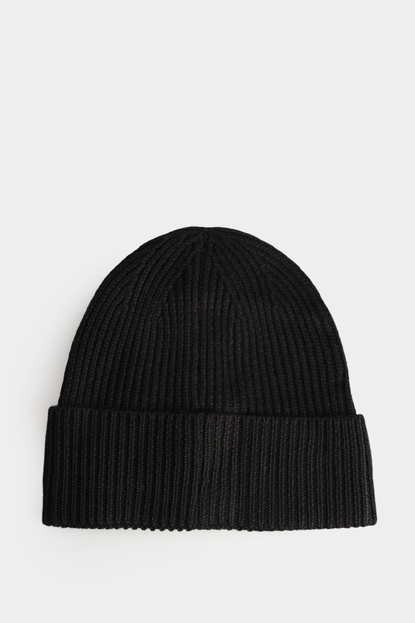 7X000312_AF18469 Шапка EA7 Черный