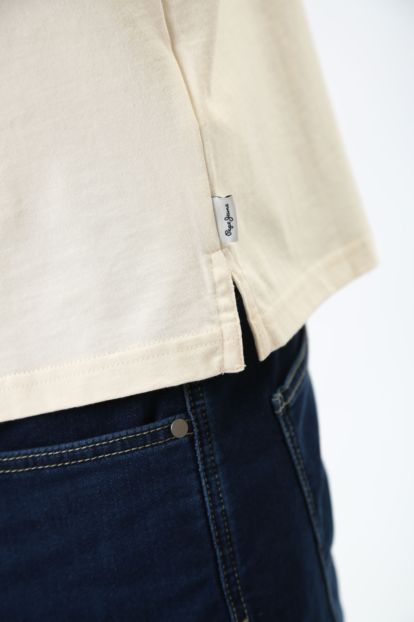 PM509210 Футболка Pepe Jeans Молочный