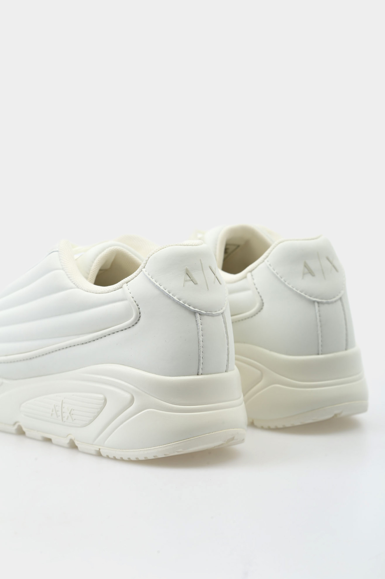 XUX229_XV866_0089 Кроссовки Armani Exchange Белый