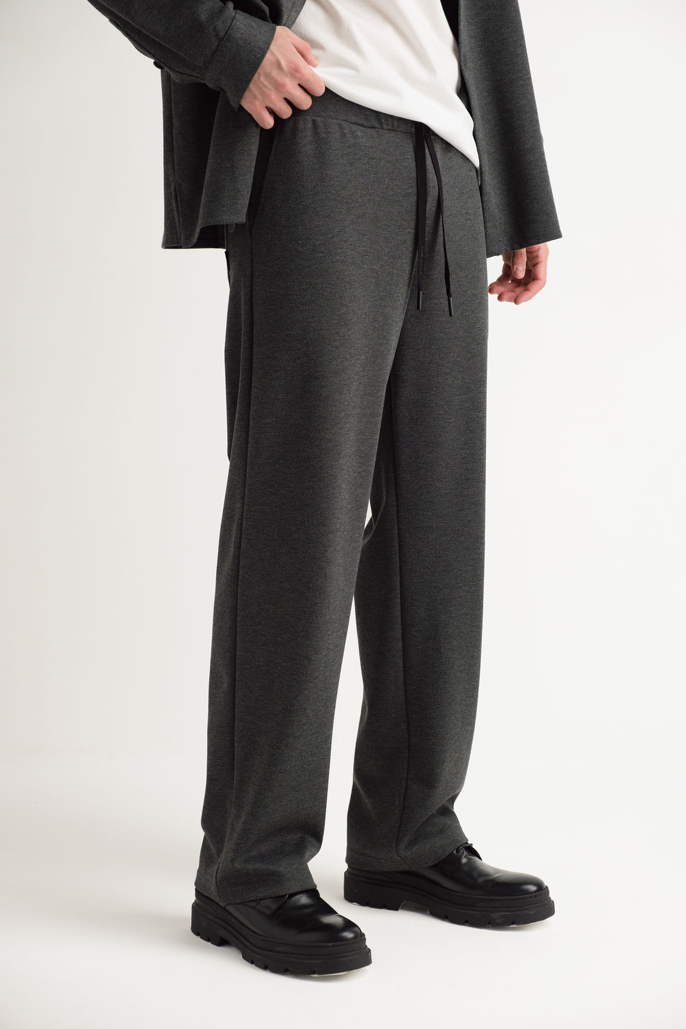 M-242-LE-56-0056 Брюки The Hills Черный