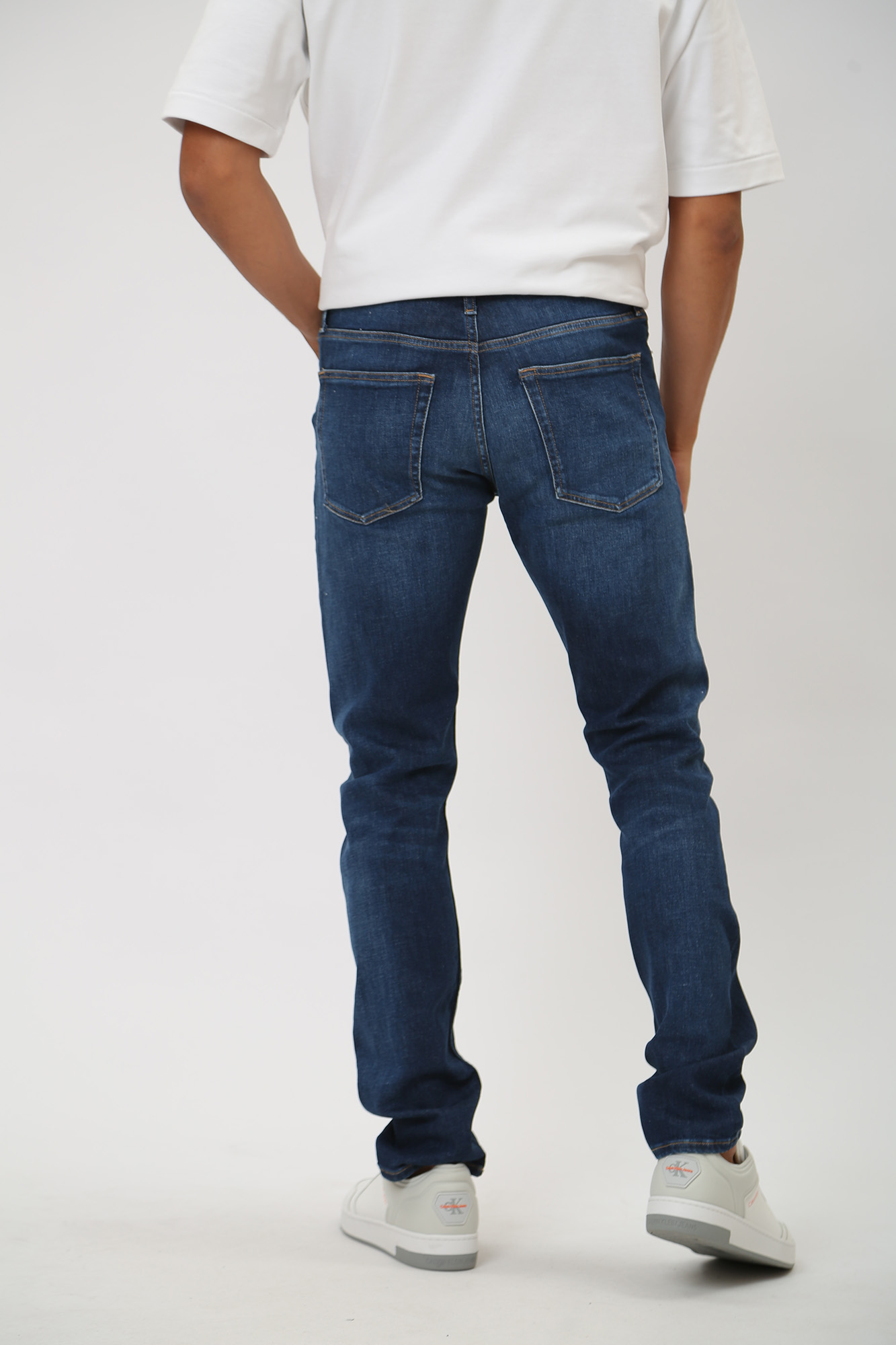 J30J323384 Брюки джинсовые Calvin Klein Jeans  Calvin Klein Jeans Синий
