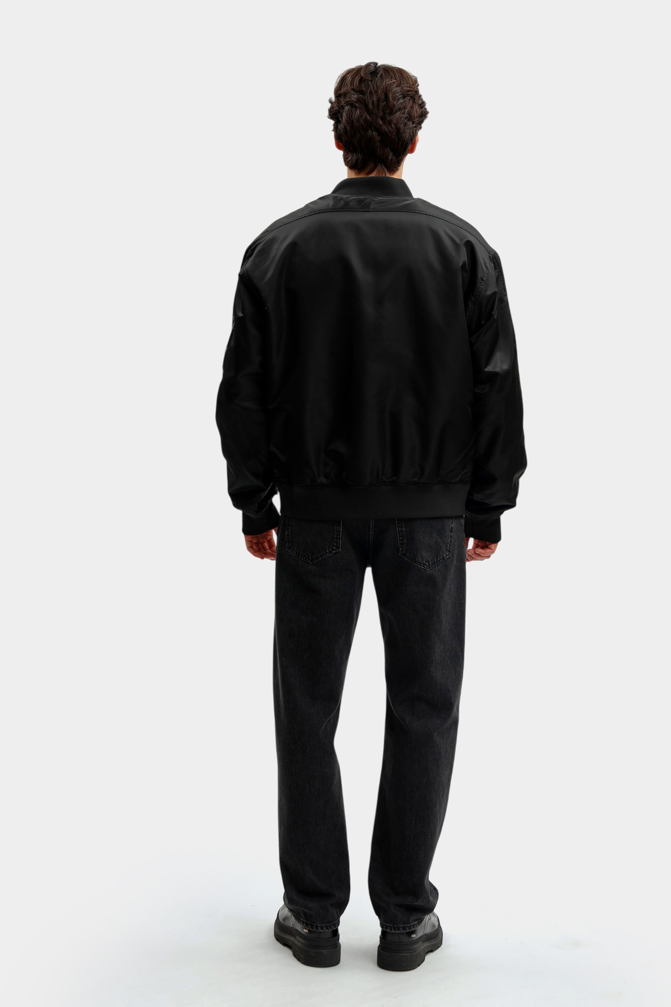 LV04RC526G Бомбер Calvin Klein Jeans Черный