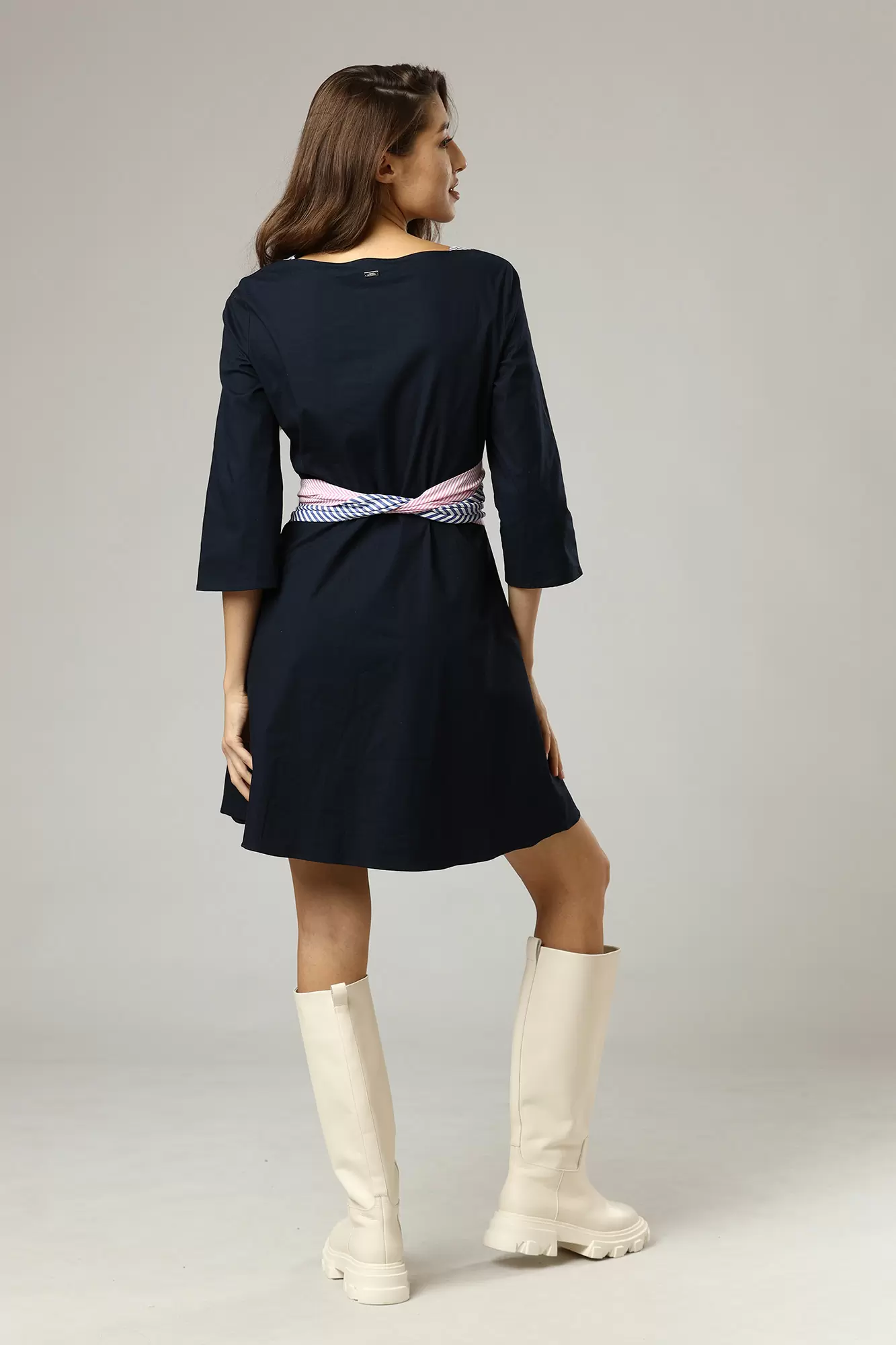 3HYA59_YNXPZ платье armani exchange 