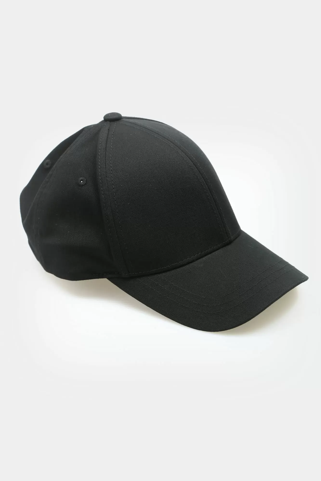 544123_805607 Кепка Karl Lagerfeld Черный