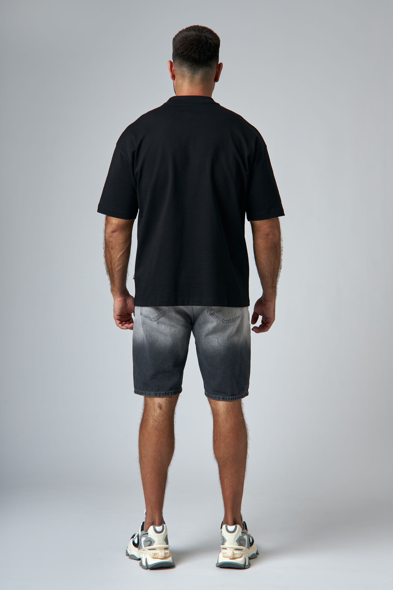 VM-ERK-22-418 Футболка Van Mich Черный