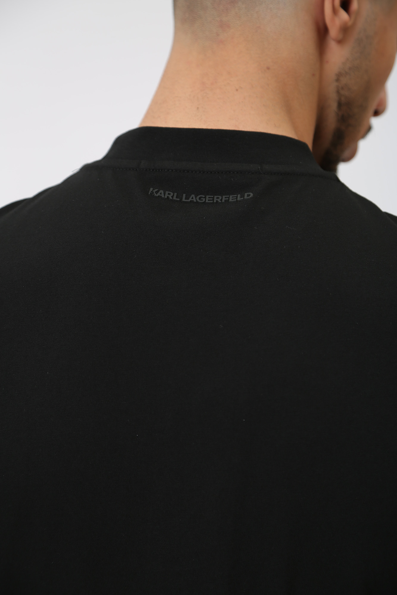 534225_755052 Футболка Karl Lagerfeld Черный