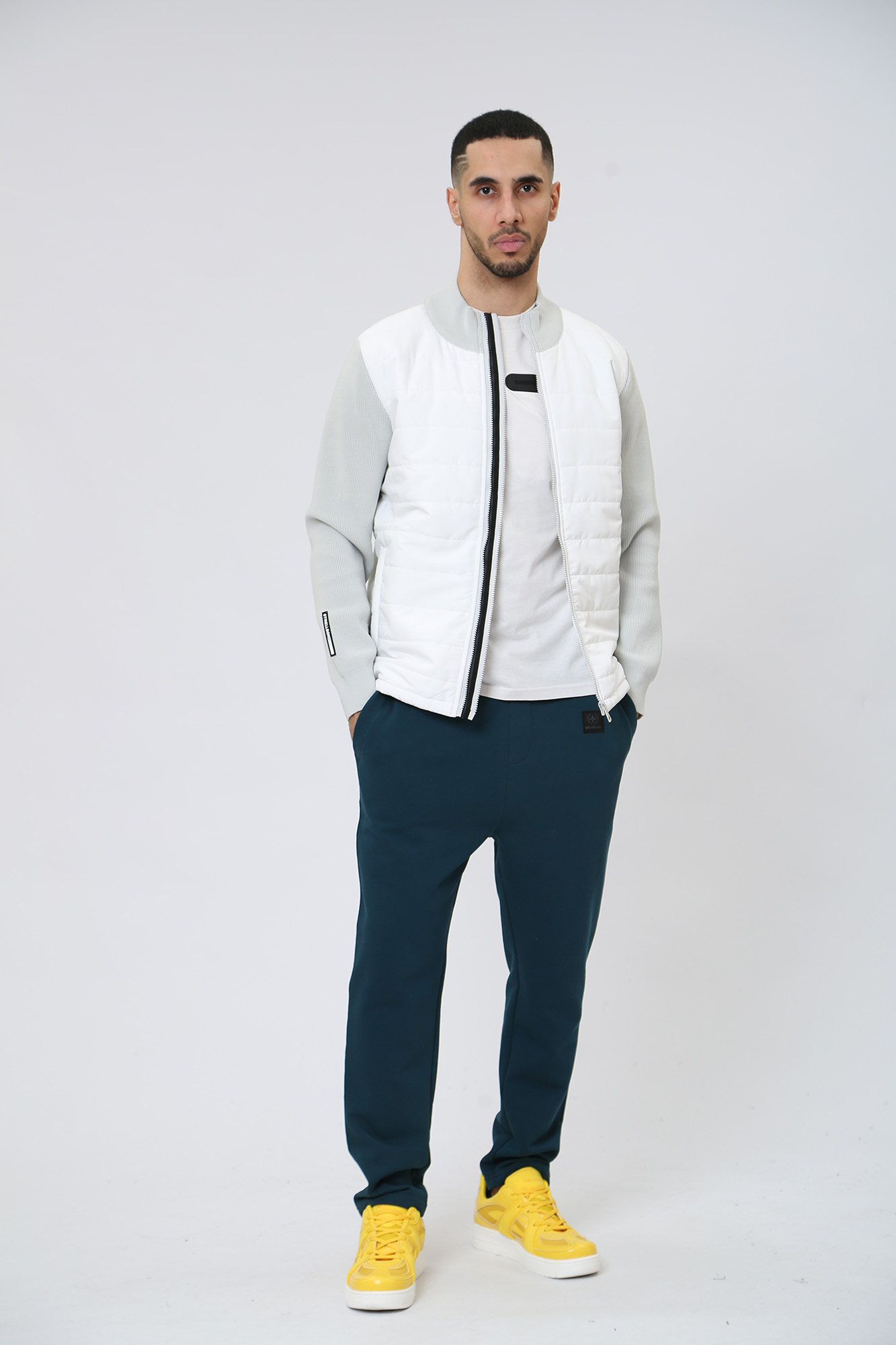 30034932_10014890 Куртка Strellson Белый