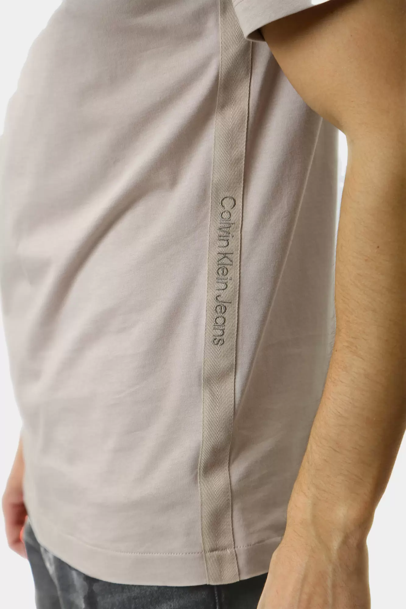 J30J326159 Футболка Calvin Klein Jeans Бежевый