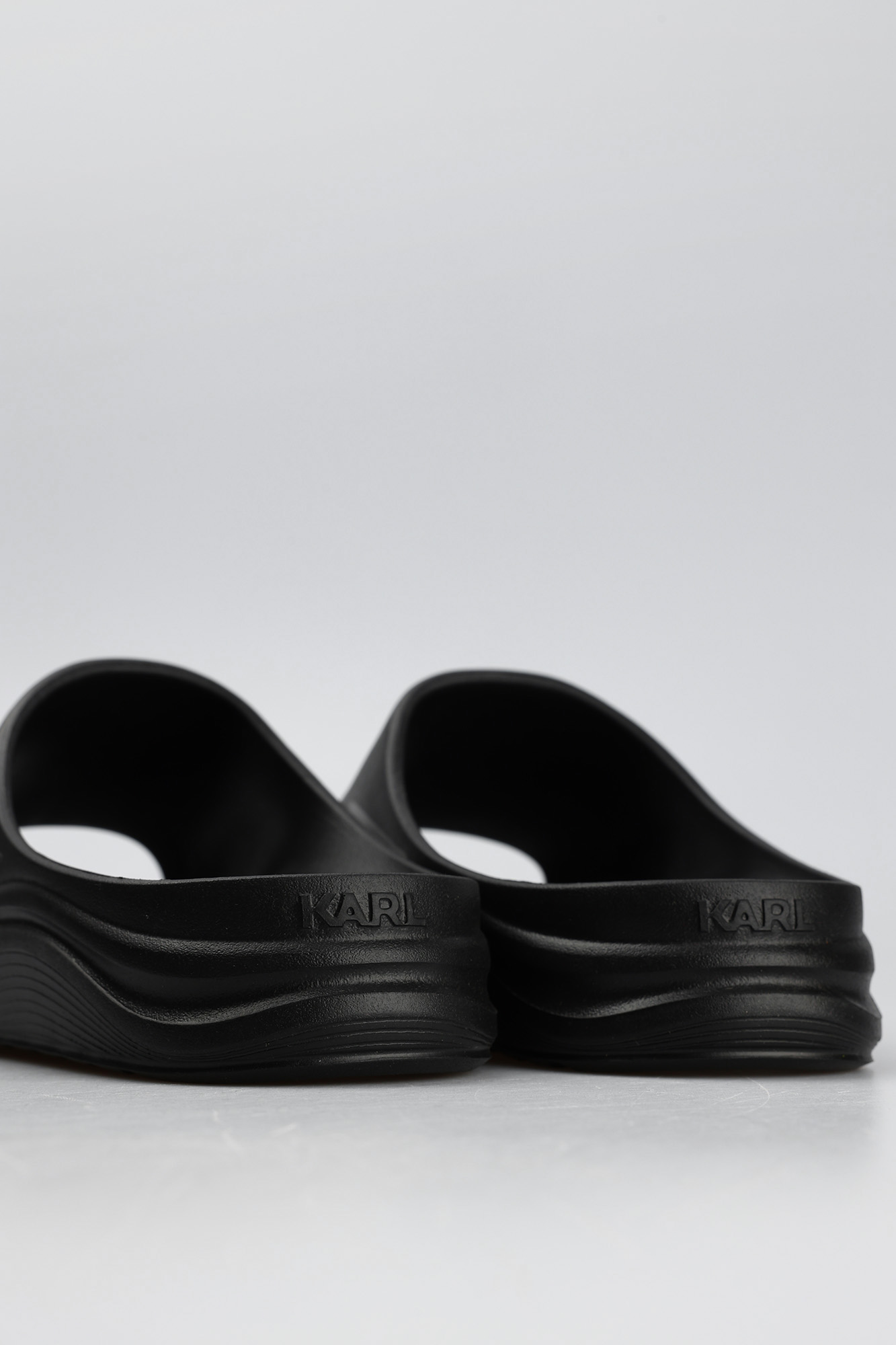531479_855023 Шлепанцы Karl Lagerfeld Черный