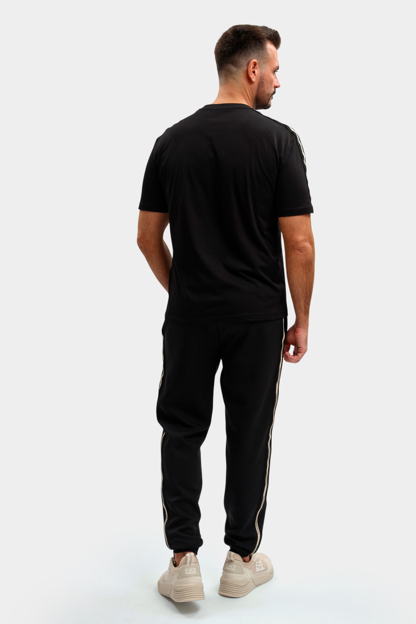 7M001476_AF10375 Футболка EA7 Черный