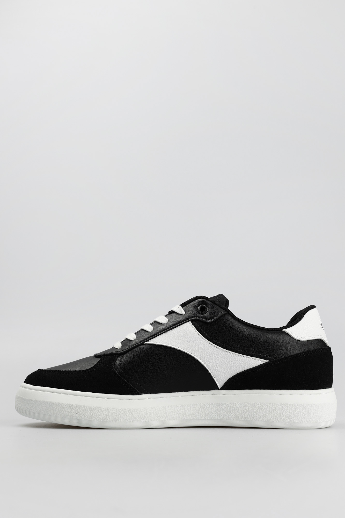 YM0YM00494 Кеды Calvin Klein Черный
