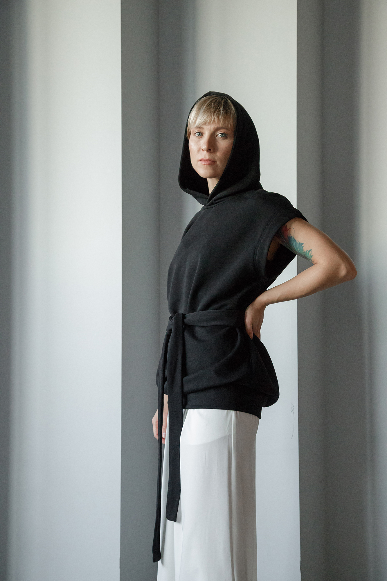 W-212-20-3282 худи the hills 