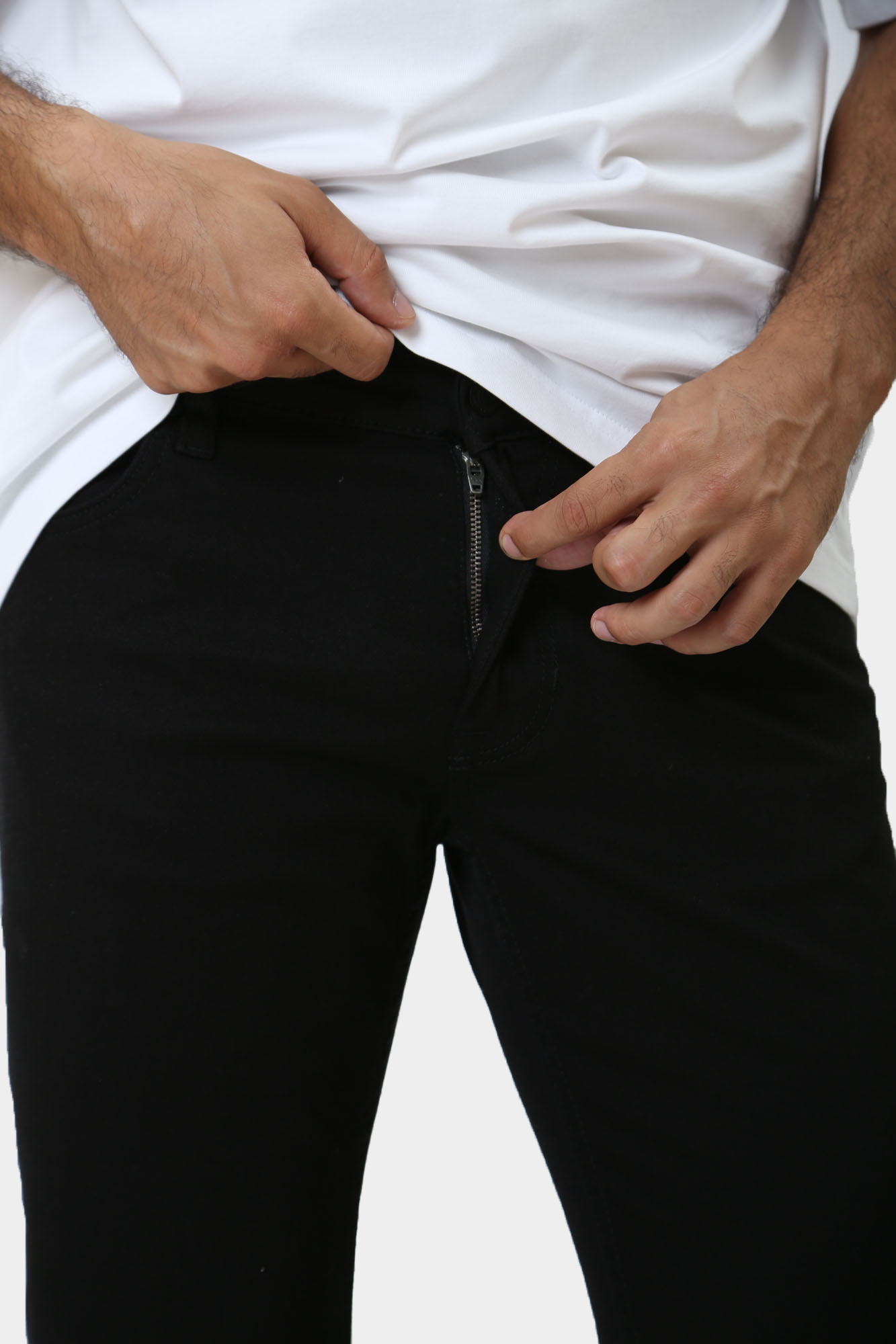 30028699_10012618 Брюки джинсовые Strellson Черный