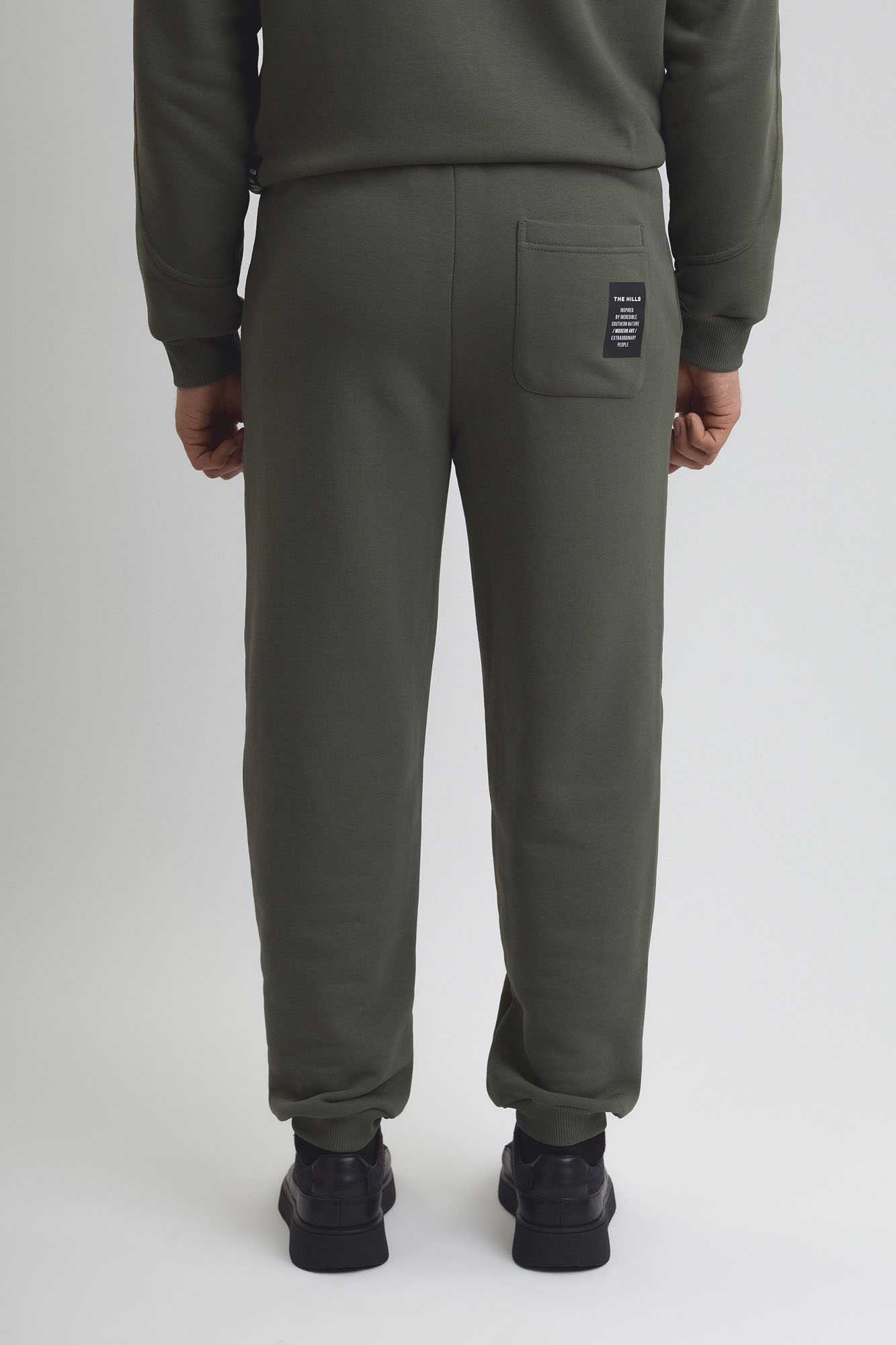 M-252-P-20-0603 Брюки спортивные The Hills Хаки