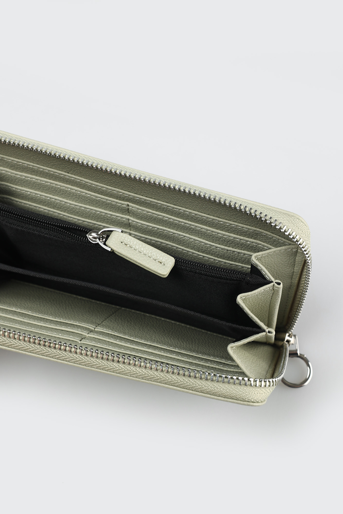 75W00467-9Y099999 Кошелек Trussardi Салатовый