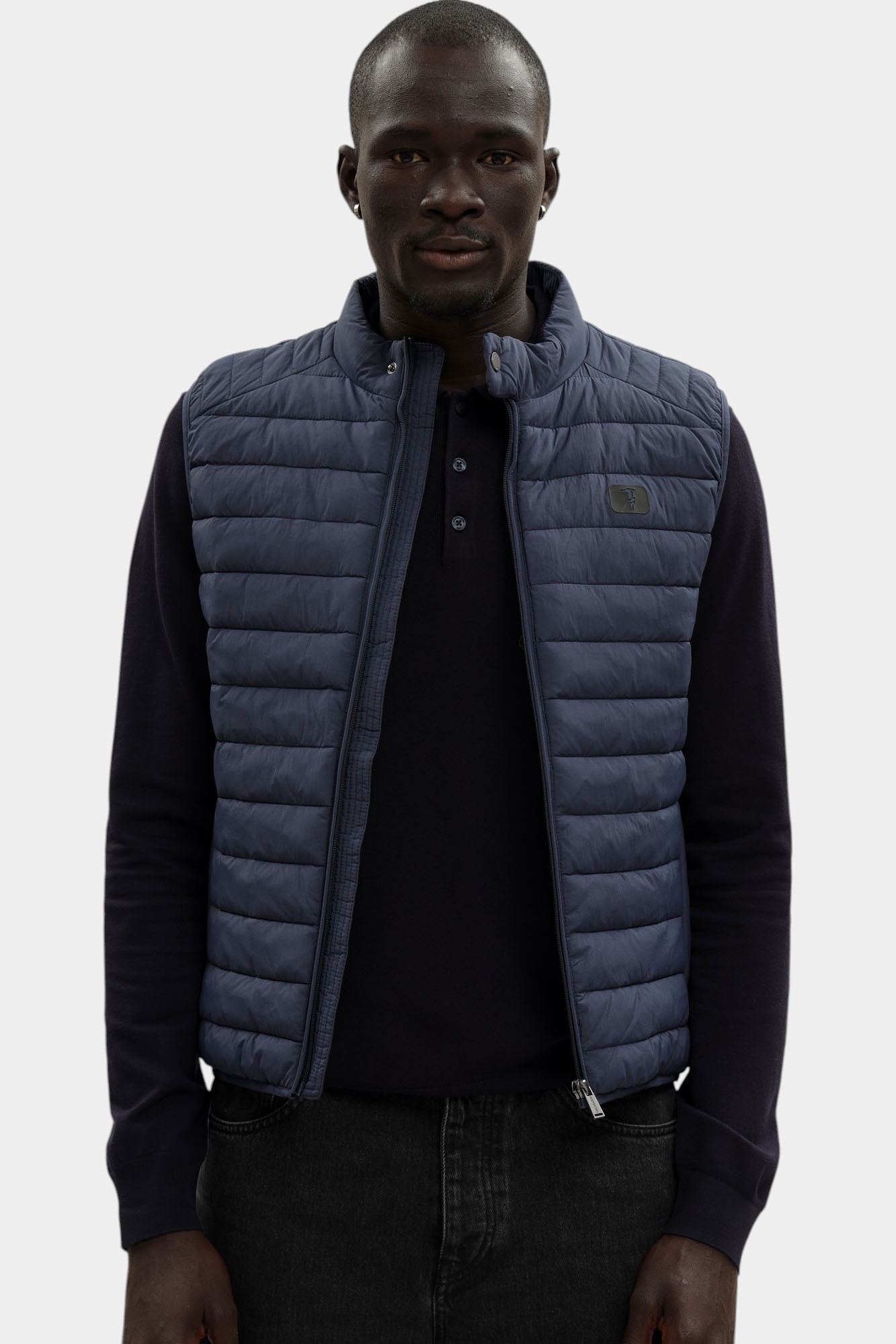 F006M000011N-MO802N10-08YR Жилет Trussardi Синий