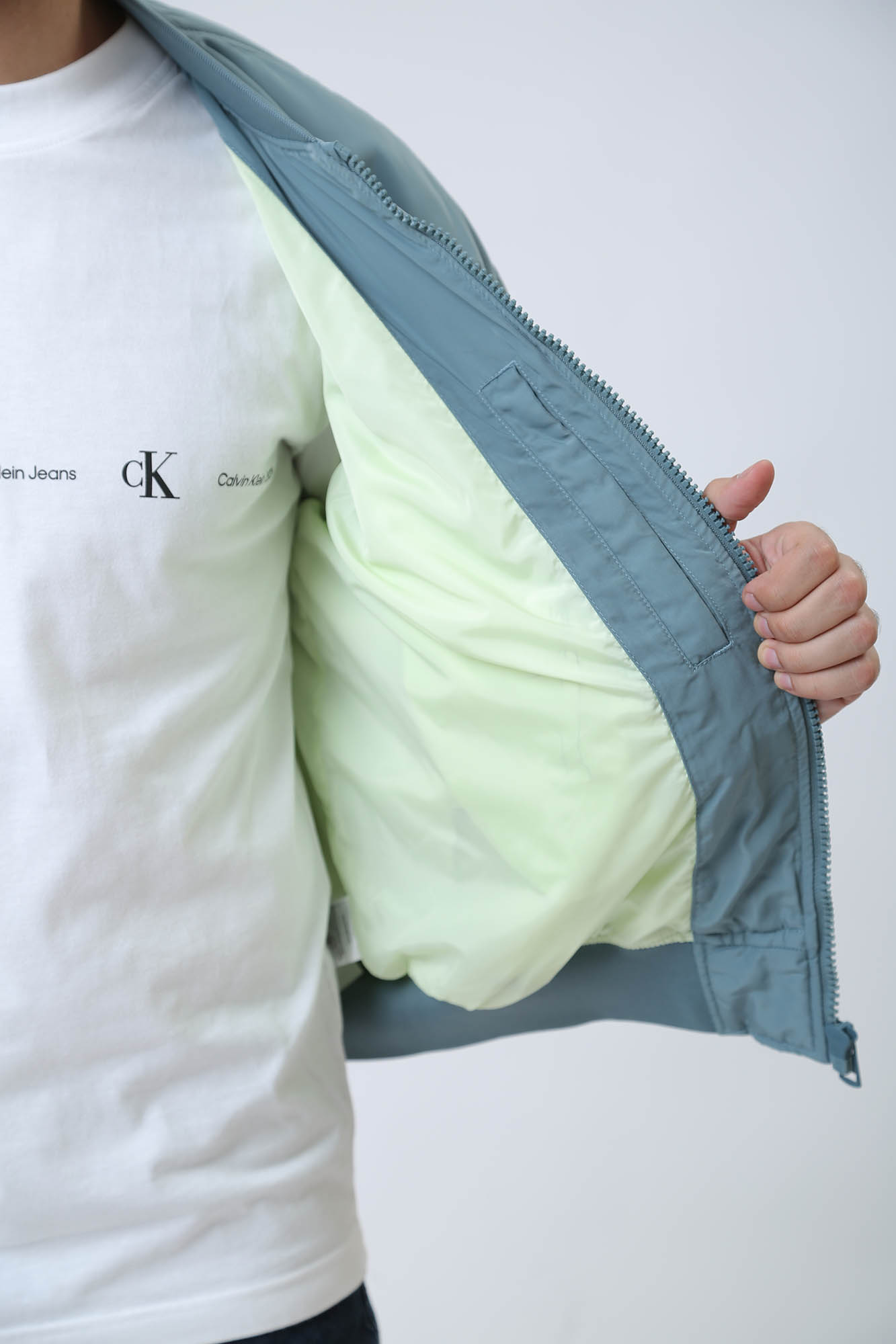 J30J324657 Бомбер Calvin Klein Jeans Синий