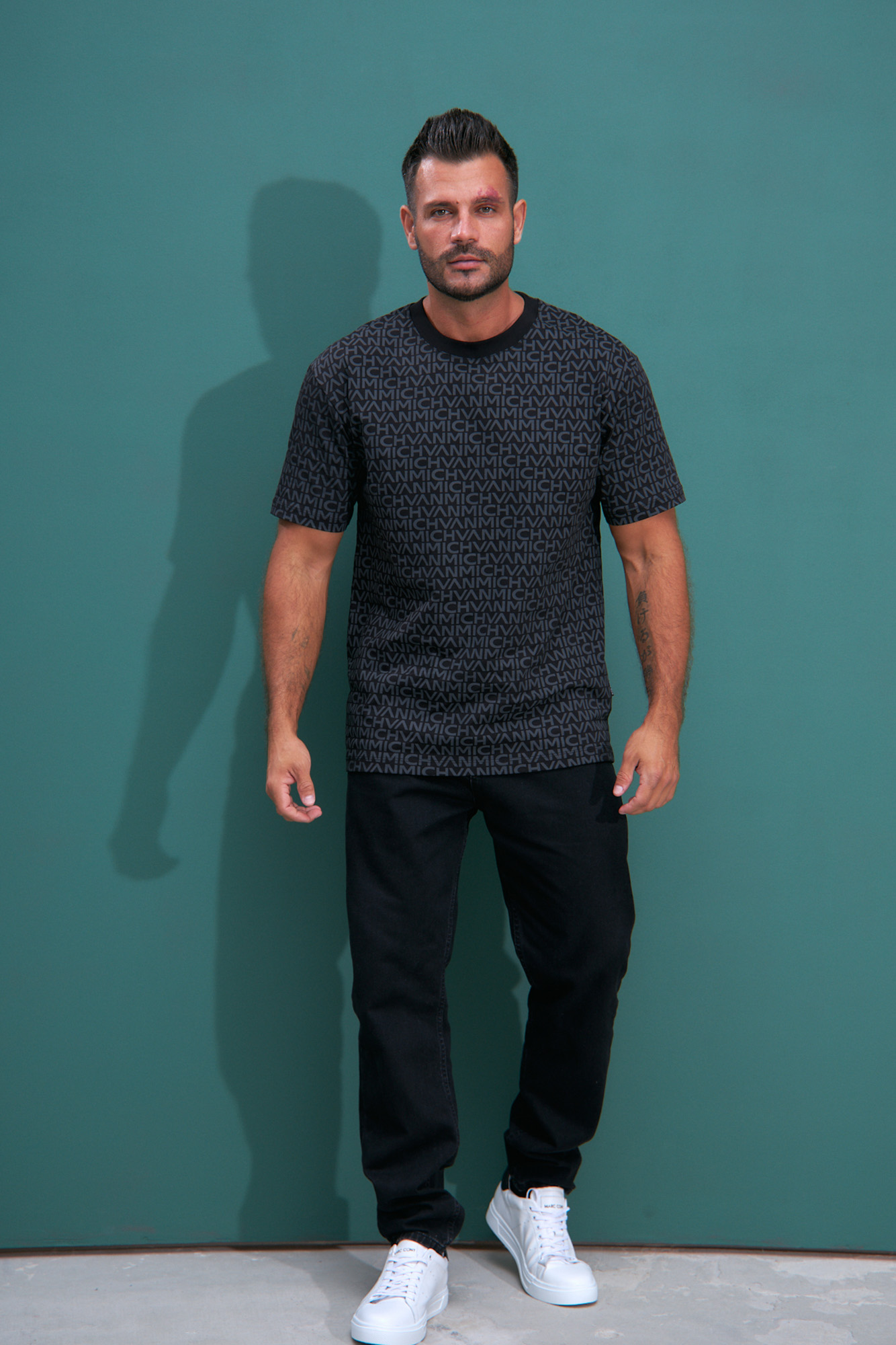 VM-232-22-018 Футболка Van Mich Черный