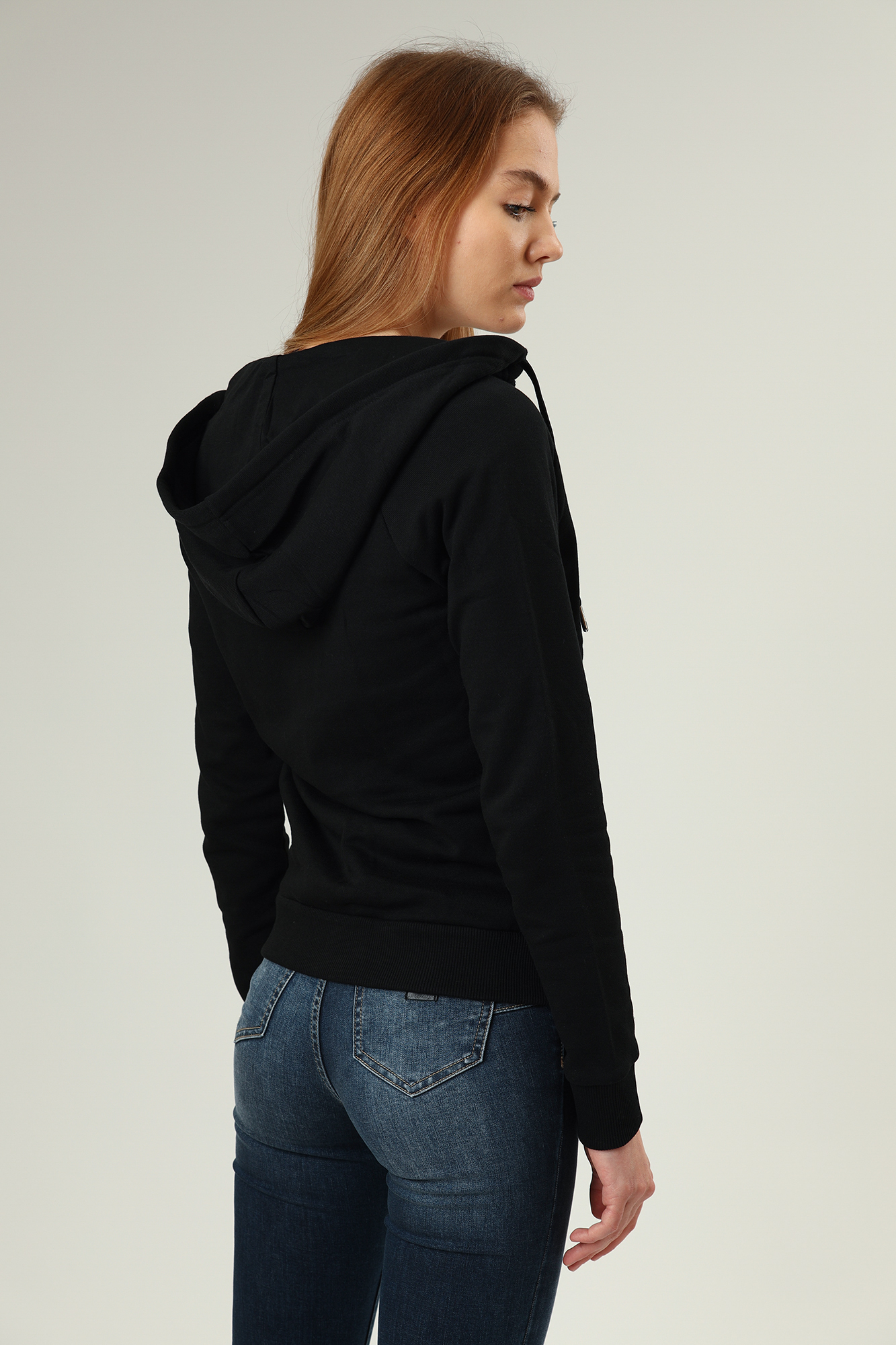 8NYM28_YJE5Z толстовка armani exchange 