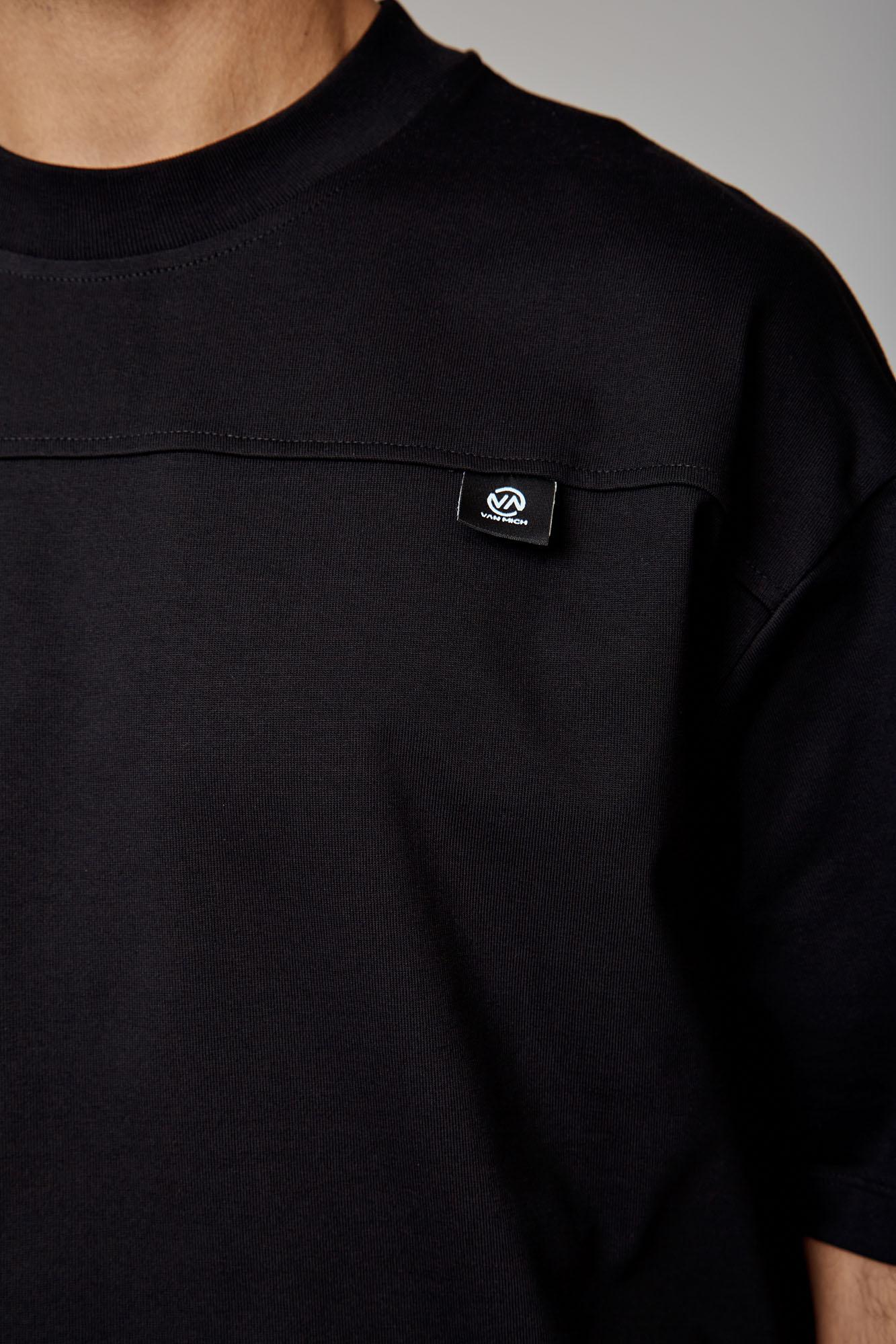 VM-ERK-22-318 Футболка Van Mich Черный