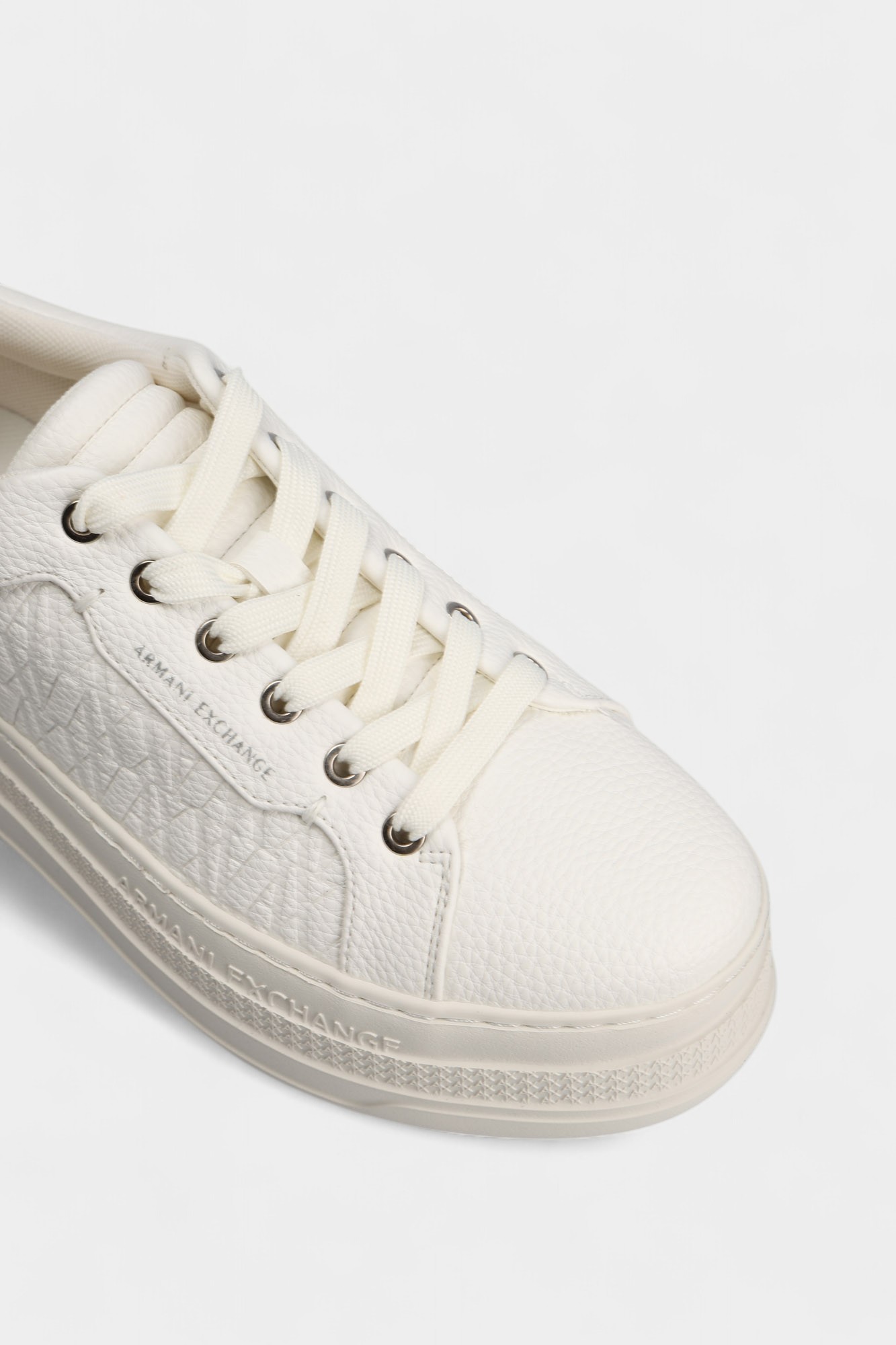 XW001630_AF17351 Кеды Armani Exchange Белый