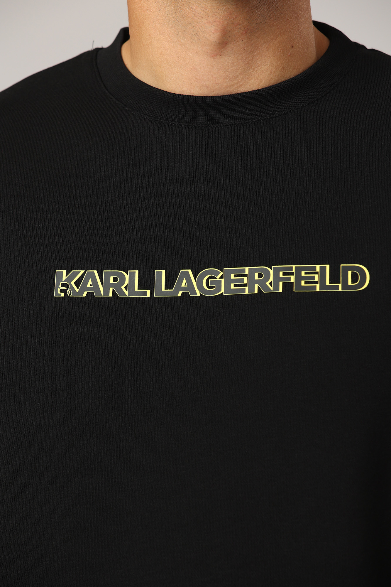 523900_705402 Свитшот Karl Lagerfeld Черный