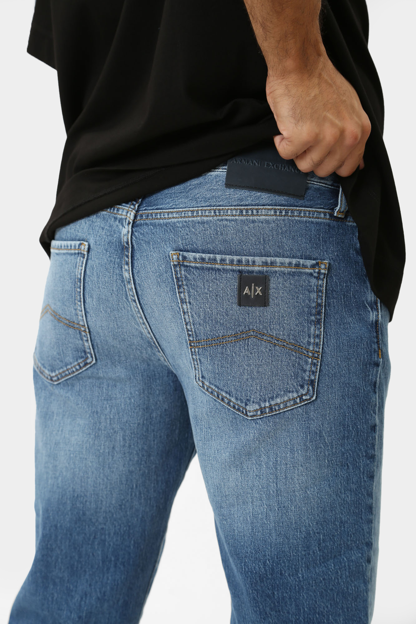 6DZJ13_Z1RSZ_1500 Брюки джинсовые Armani Exchange Синий