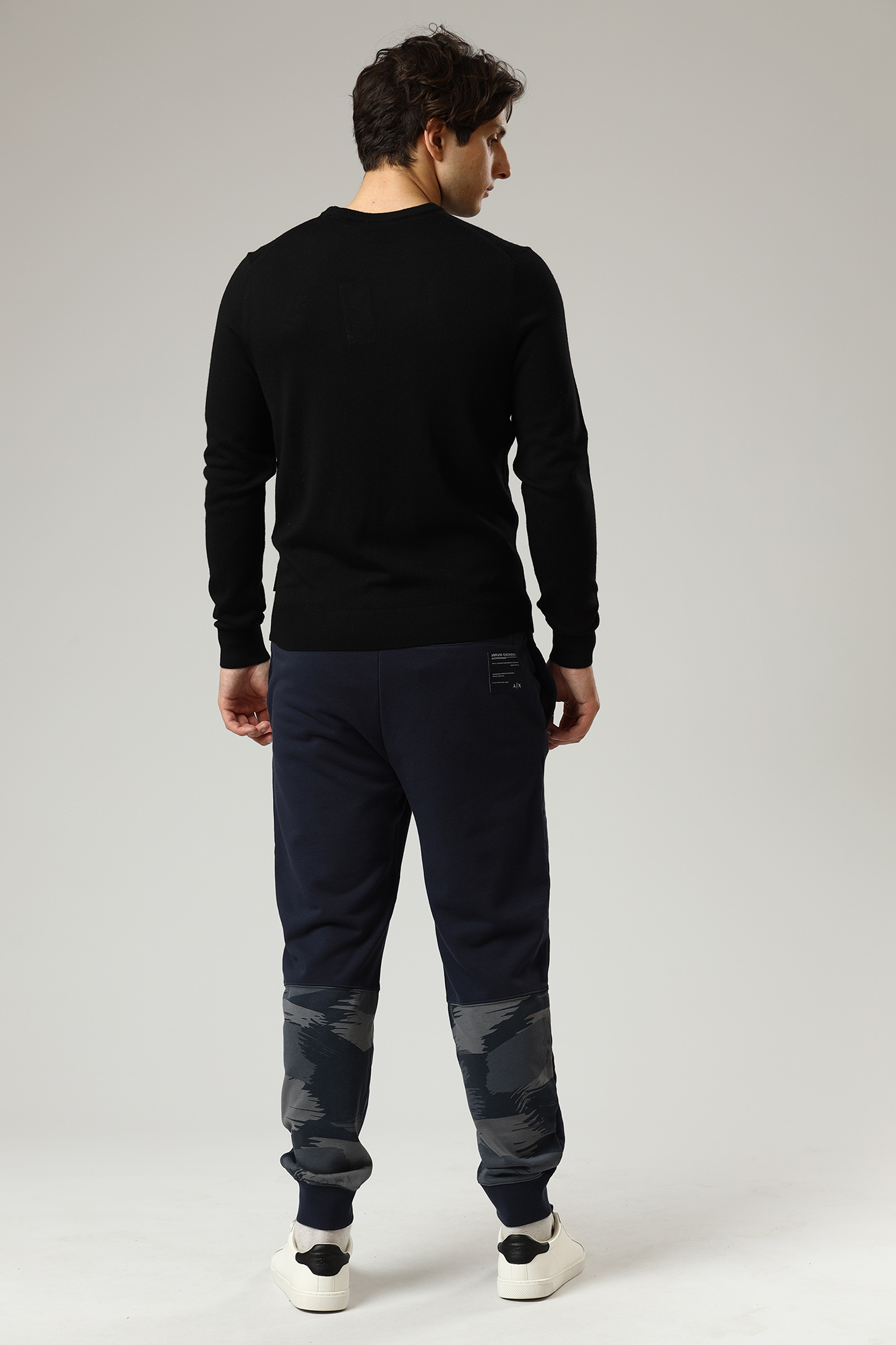 3LZPHA_ZJEFZ Брюки спортивные джоггеры Armani Exchange Синий