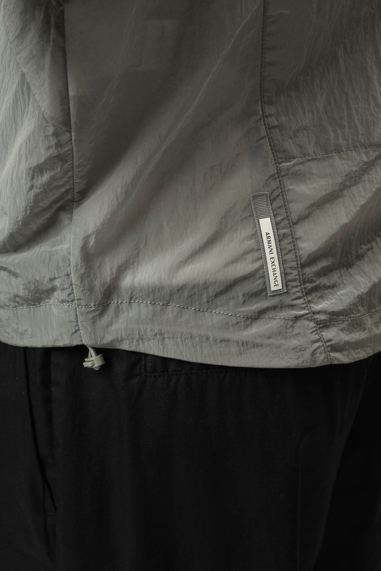 XM000397_AF13174 Куртка Armani Exchange Серый