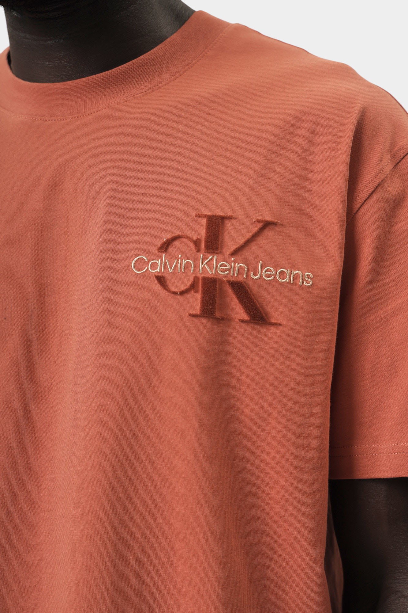 J30J327107 Футболка Calvin Klein Jeans Оранжевый