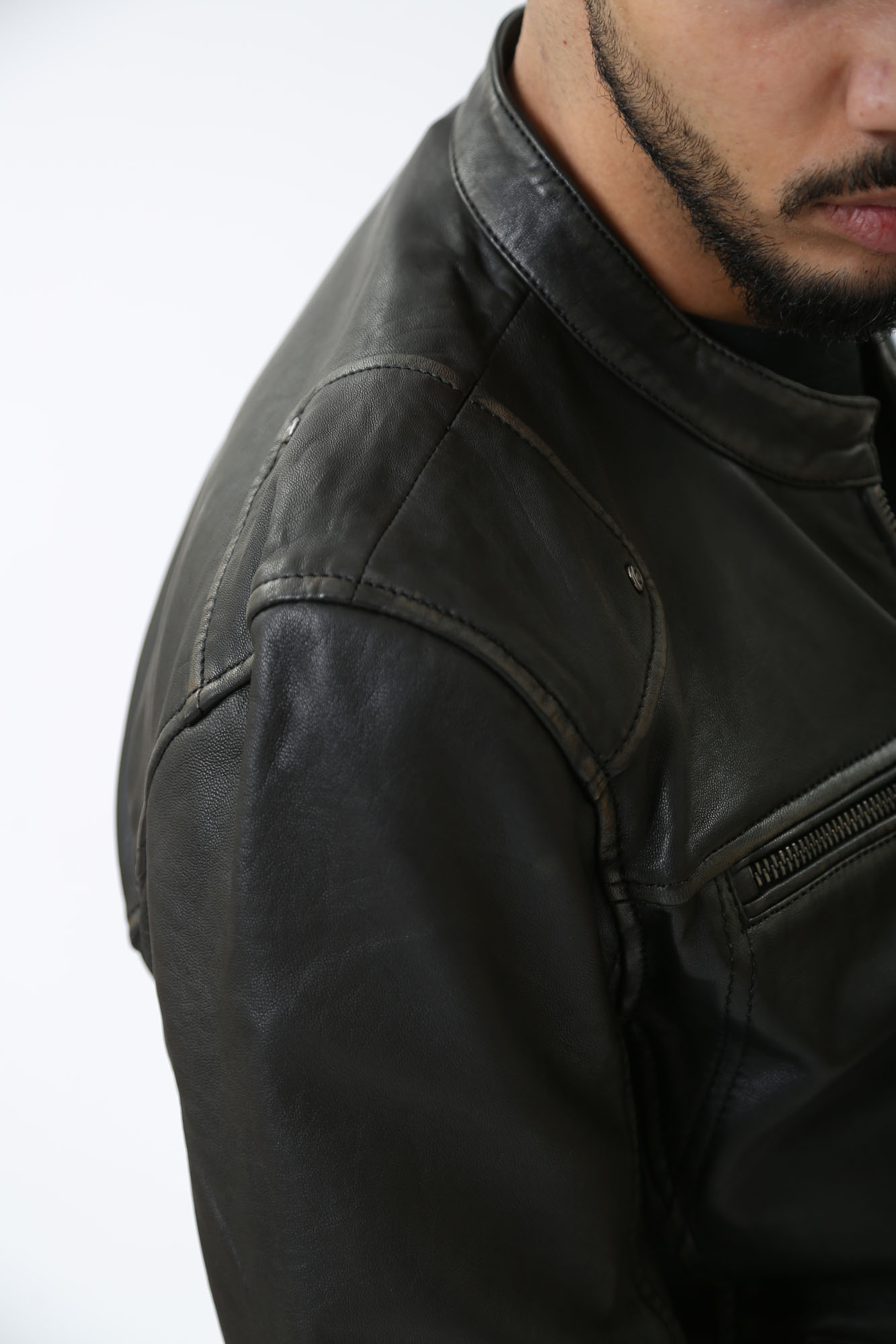 MU-M241-134 Куртка кожаная Mustang Черный