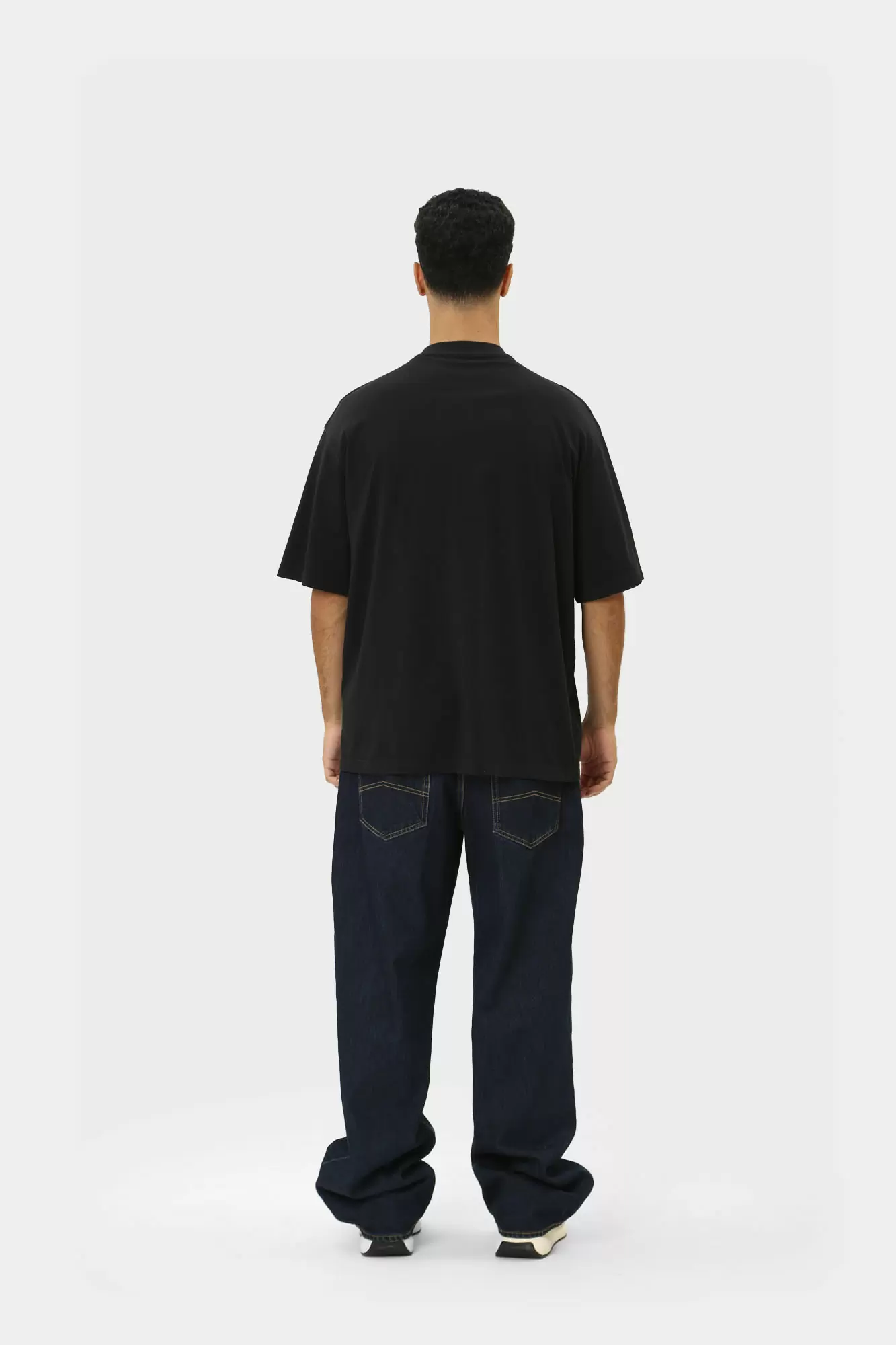 6DZTLJ_ZJYJZ_1200 Футболка Armani Exchange Черный