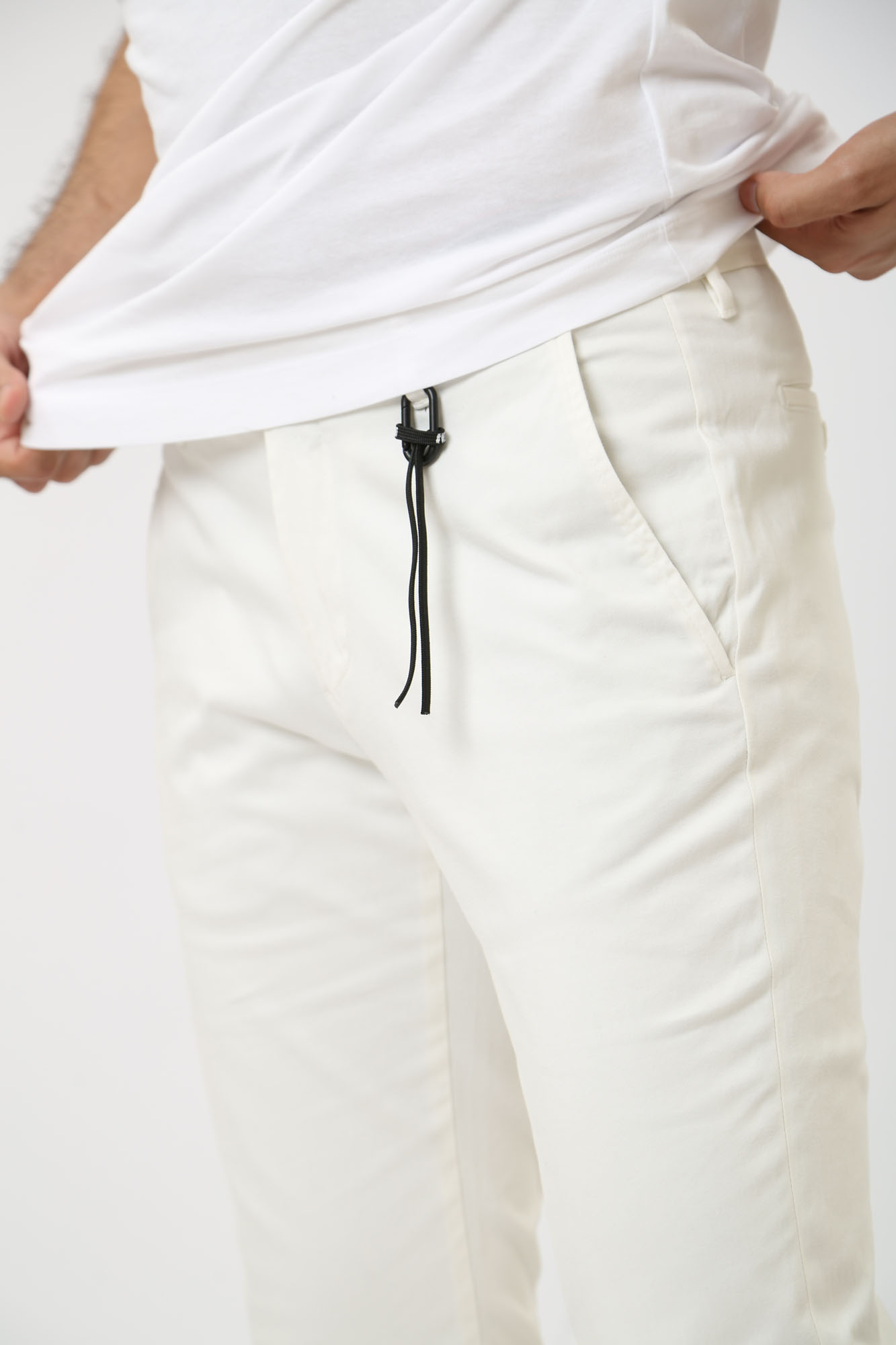 30039474_10016869 Брюки Strellson Белый