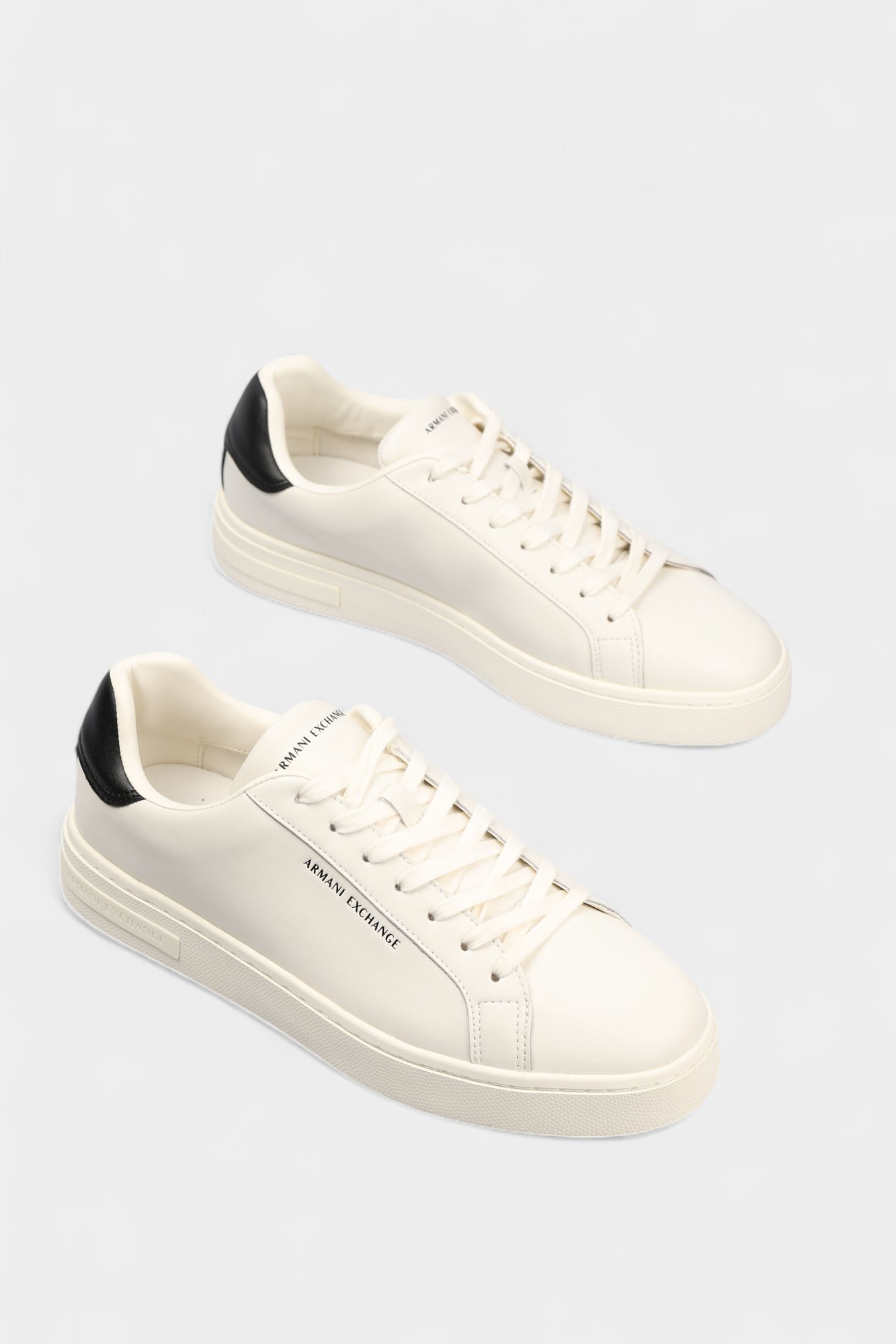 XM000141_AF11912 Кроссовки Armani Exchange Белый