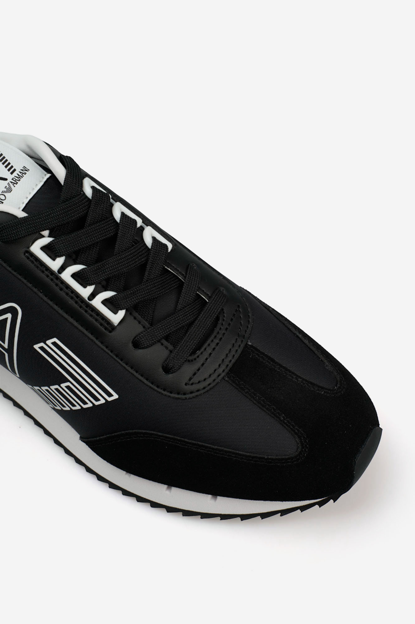 X8X101_XK257 Кроссовки EA7 Черный