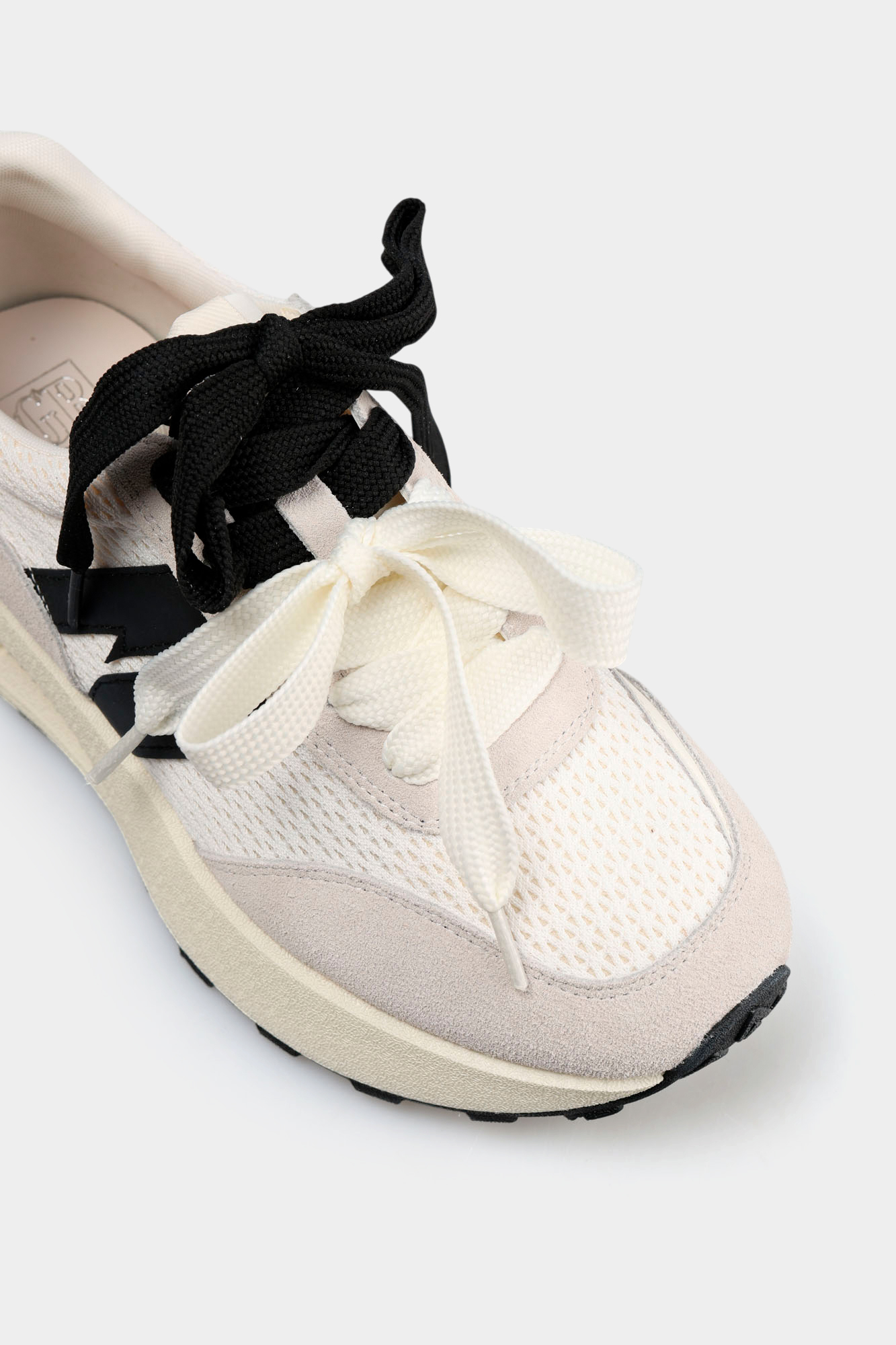 S8-3070 Кроссовки Graciana Белый