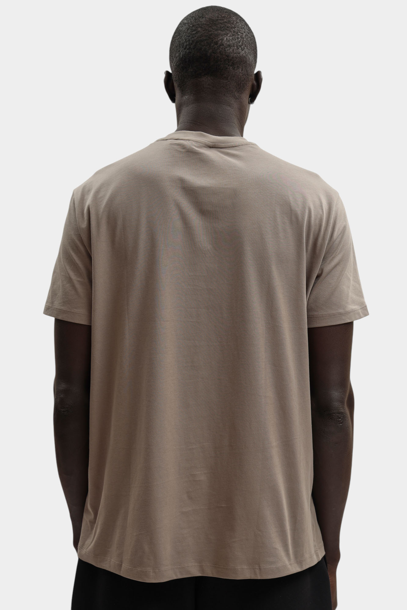 Футболка Armani Exchange Коричневый