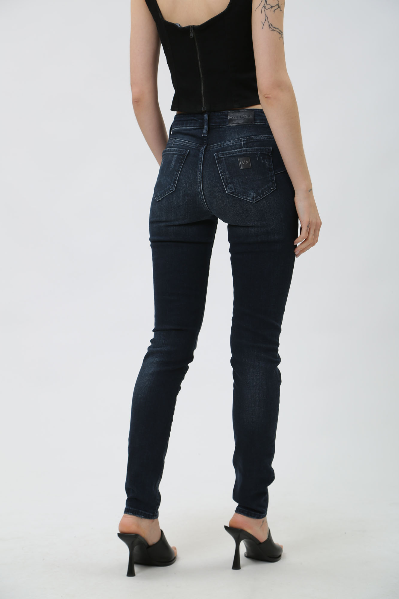 3DYJ69_Y1MJZ брюки джинсовые armani exchange 