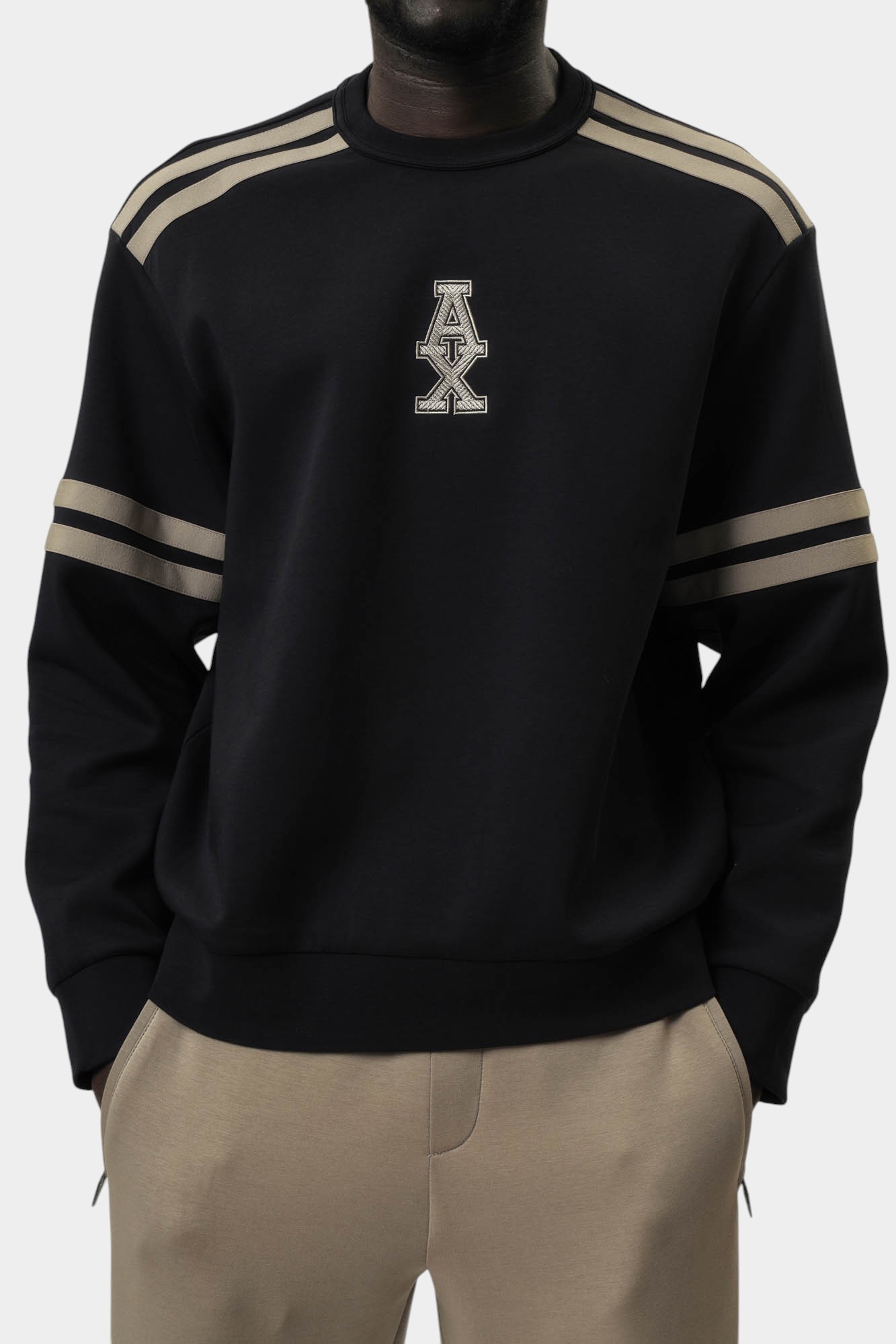 XM000481_AF10818 Свитшот Armani Exchange Черный